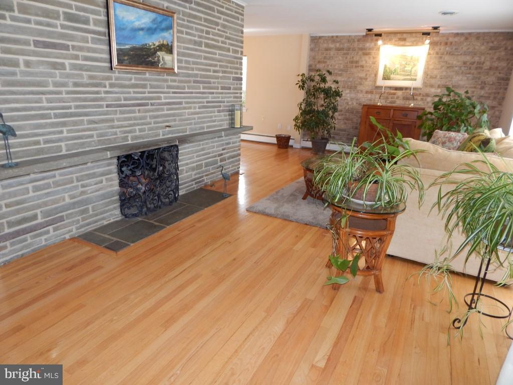 WYNDHAM HILLS - Residential