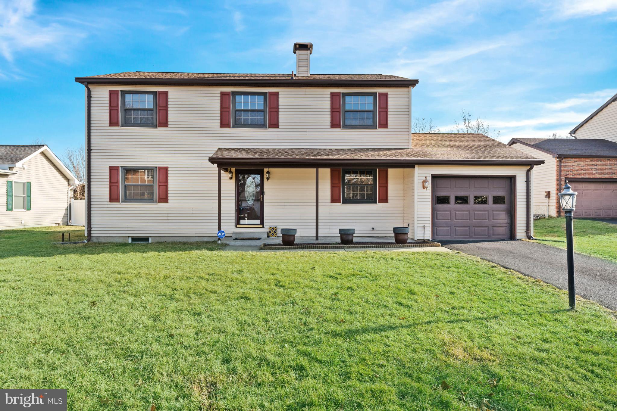 ROYAL GRANT - Residential