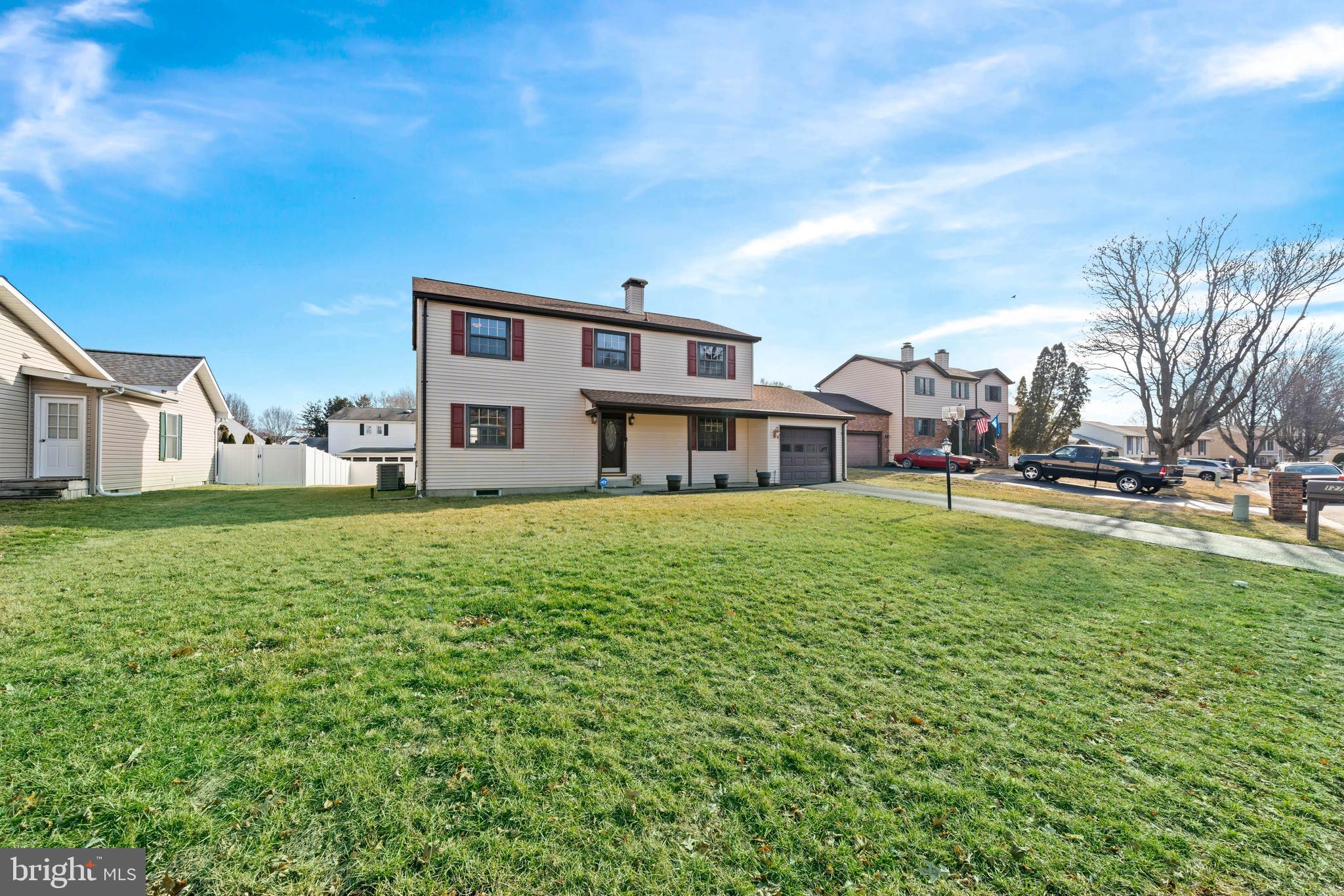 ROYAL GRANT - Residential