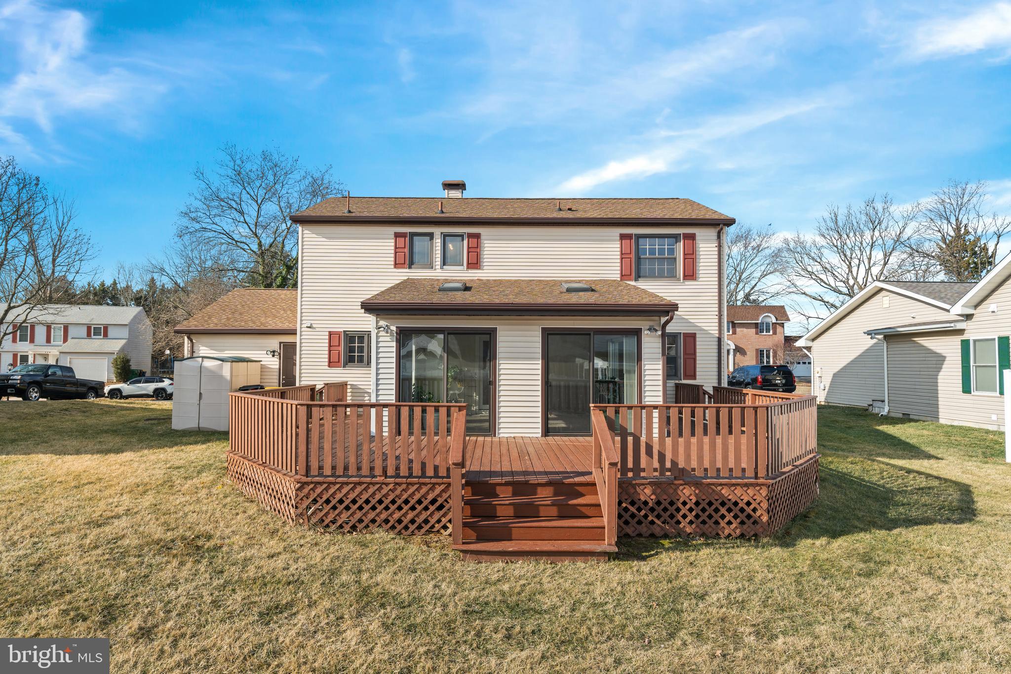 ROYAL GRANT - Residential