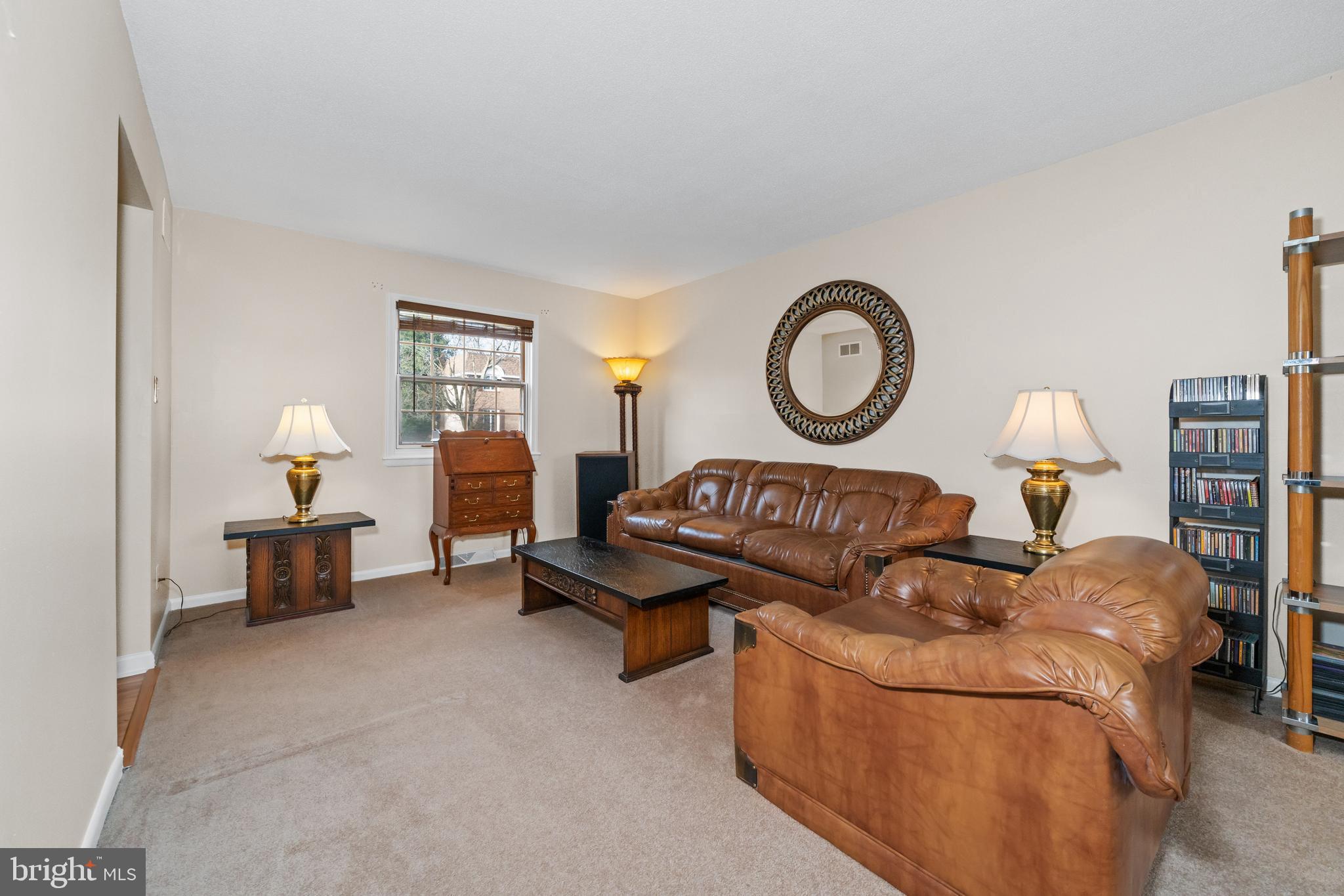 ROYAL GRANT - Residential