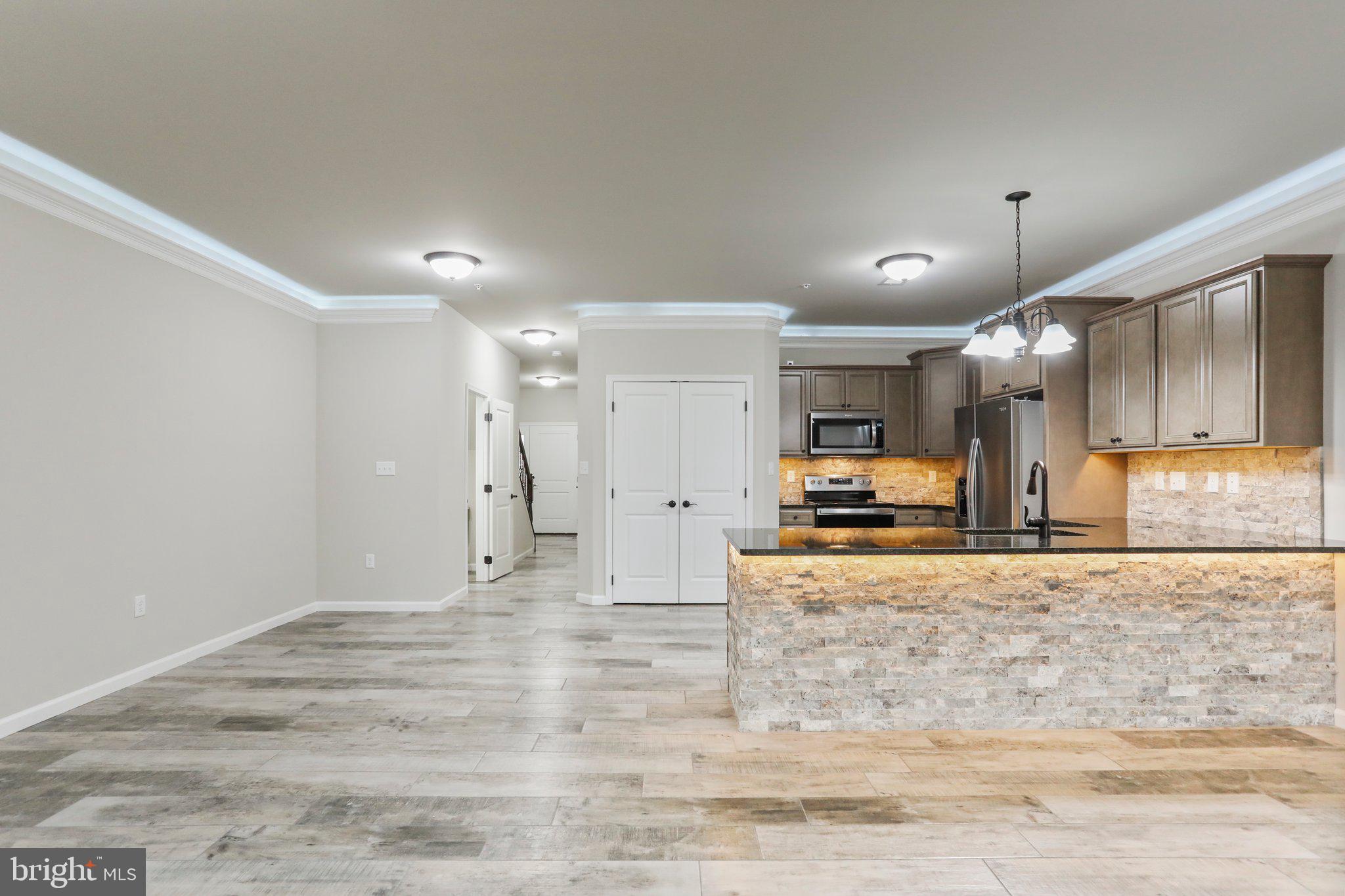 MILL CREEK - Residential Lease