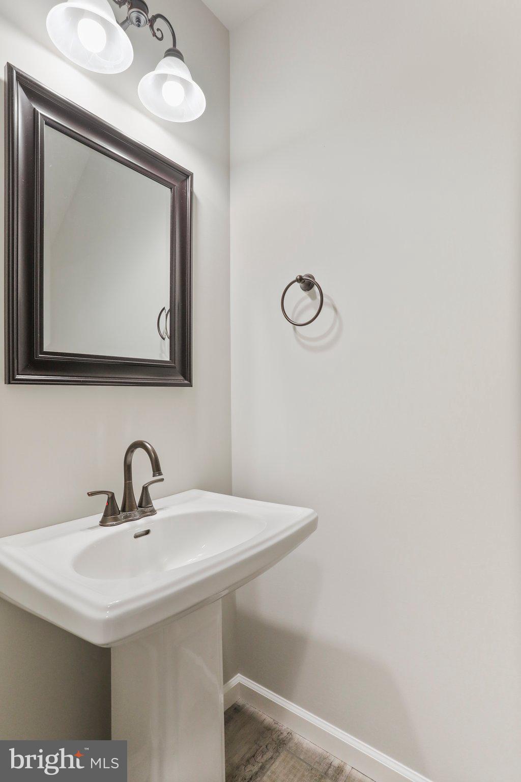 MILL CREEK - Residential Lease