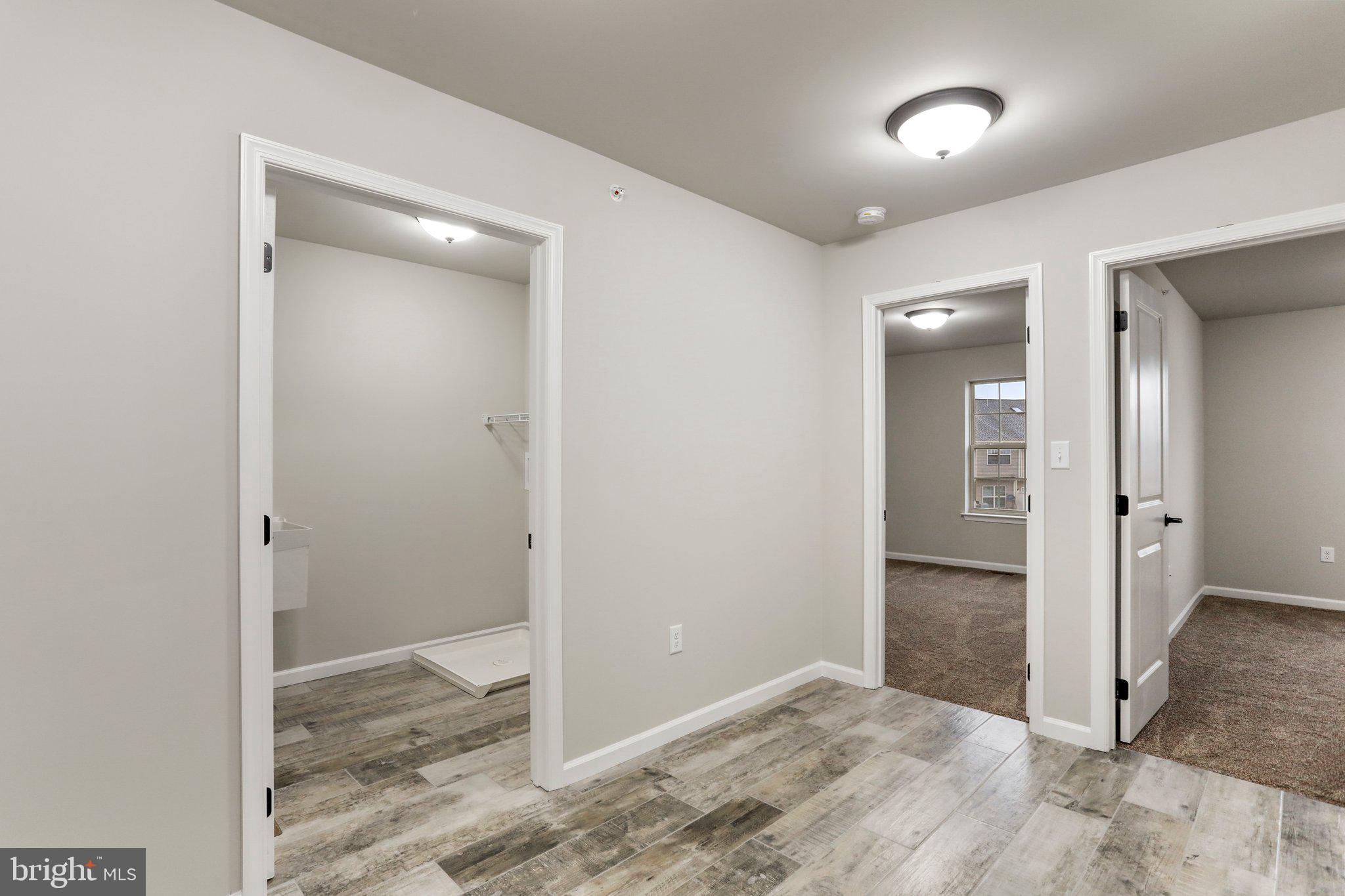 MILL CREEK - Residential Lease