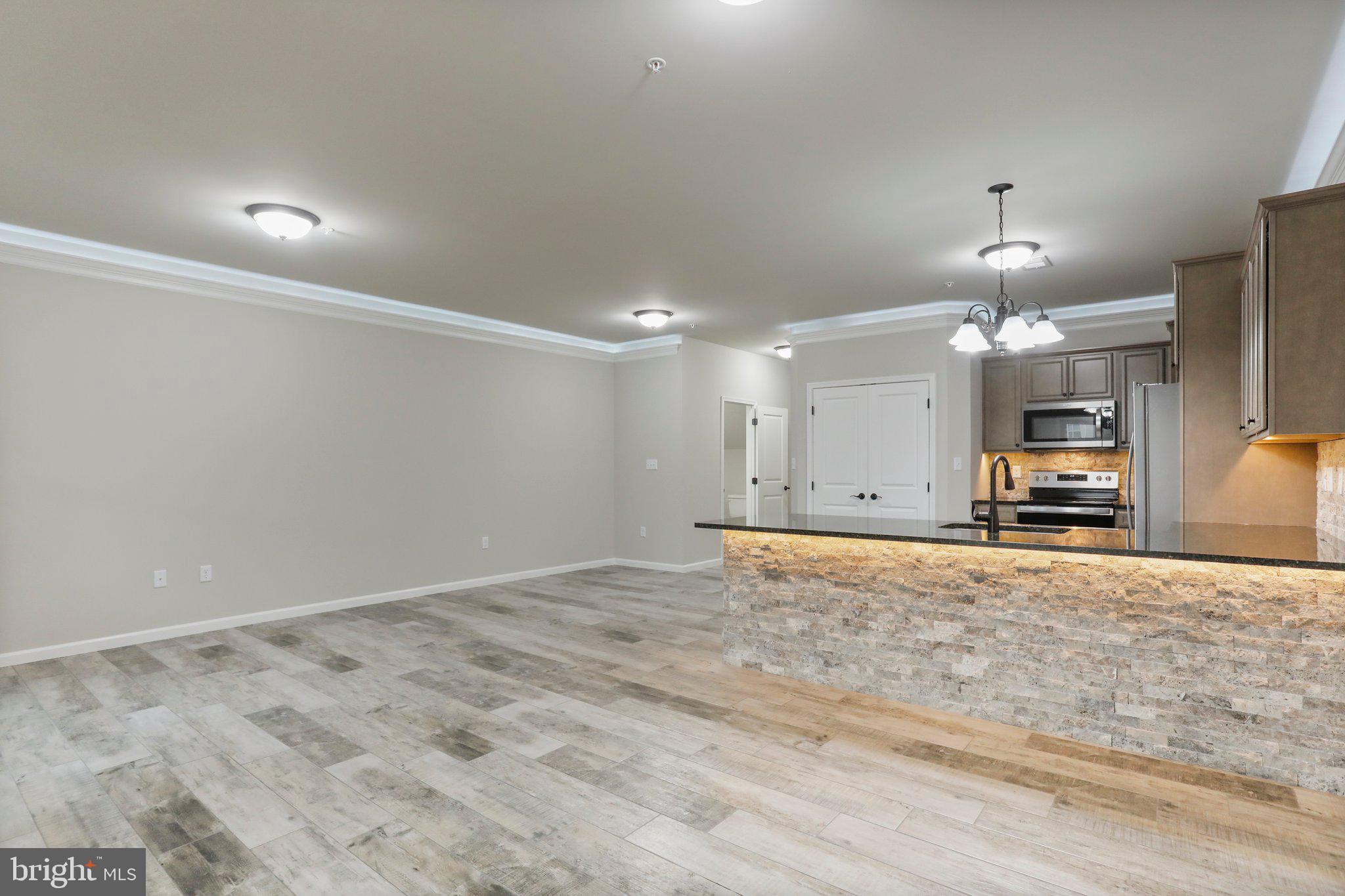 MILL CREEK - Residential Lease