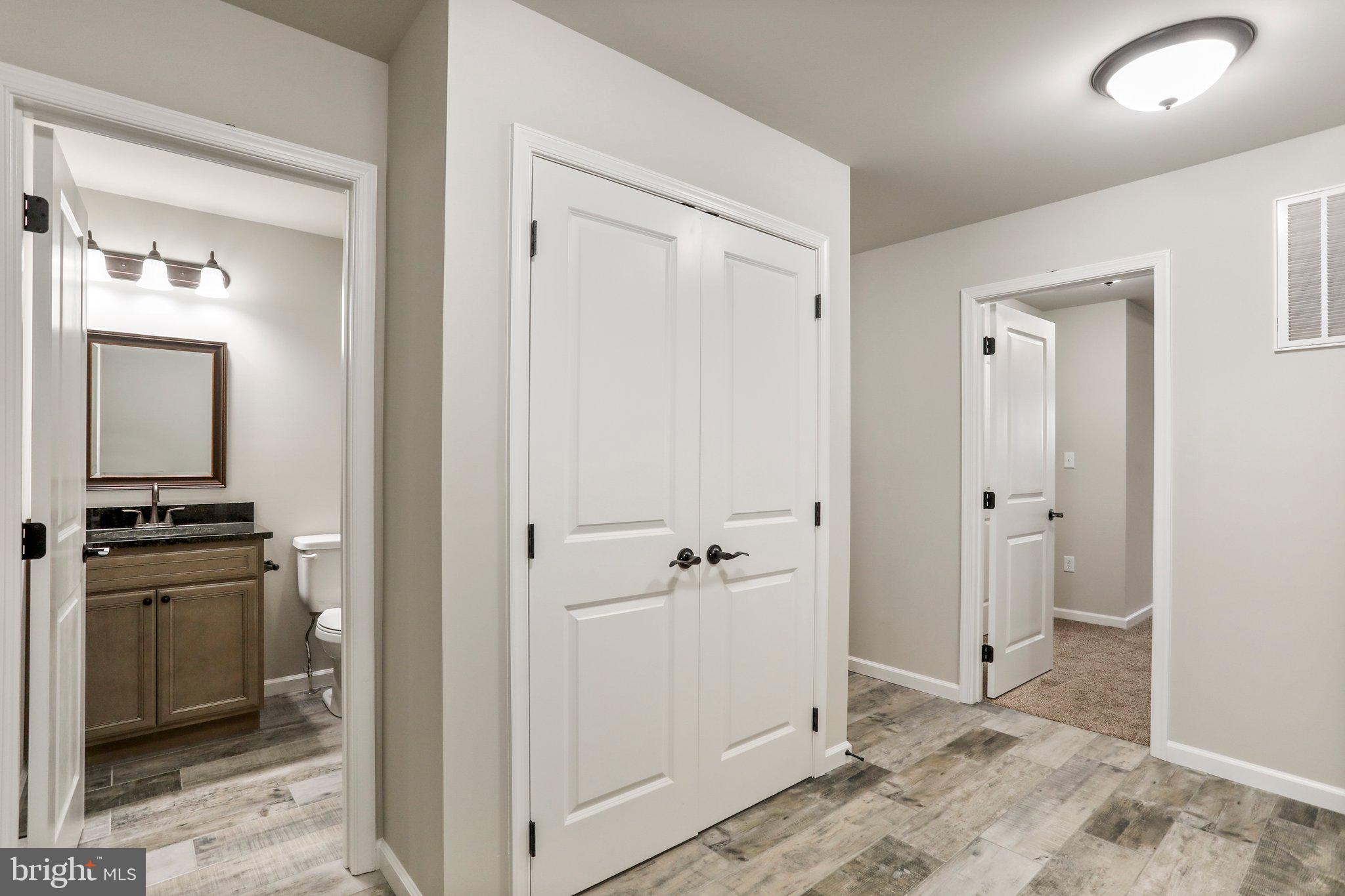 MILL CREEK - Residential Lease