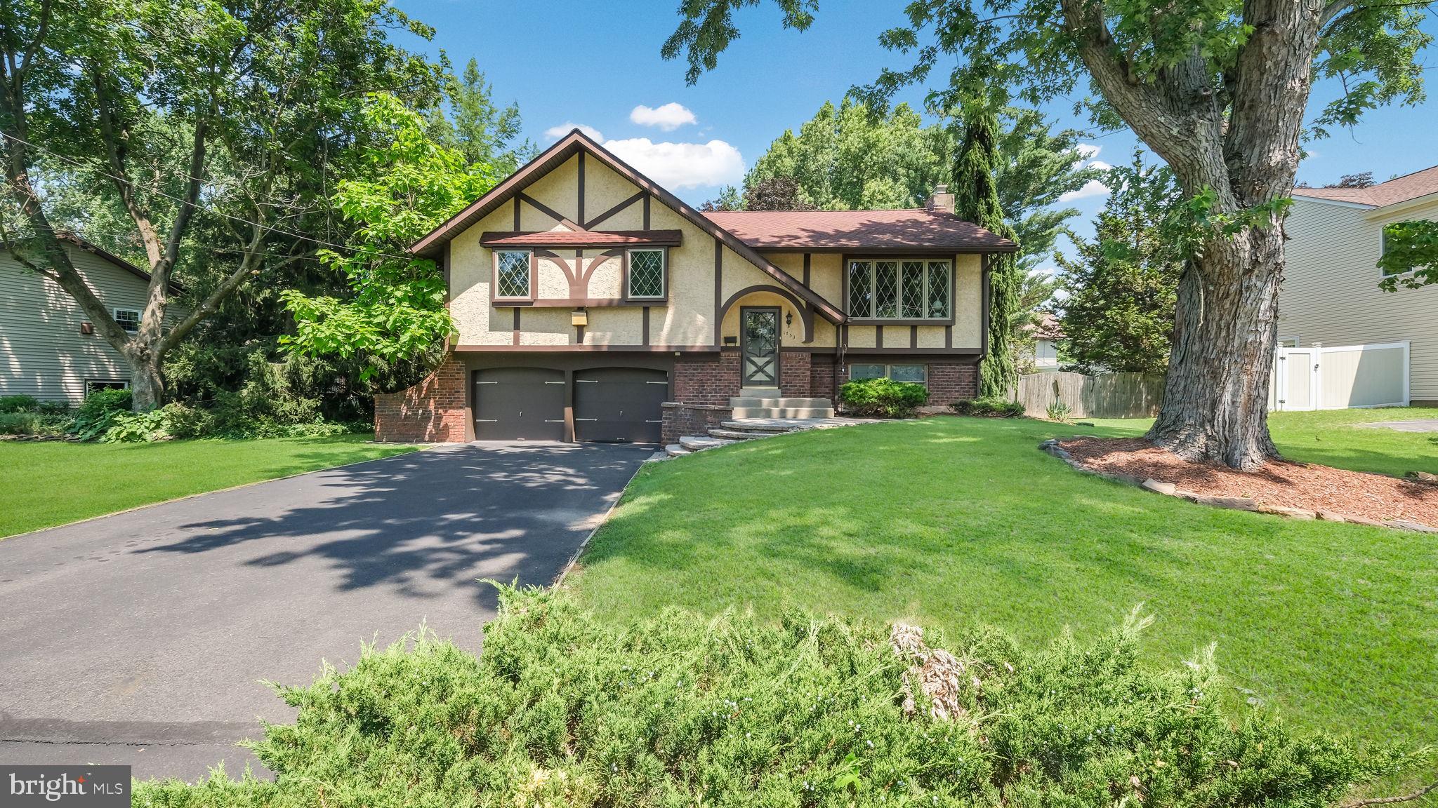 1753 PALOMINO DRIVE