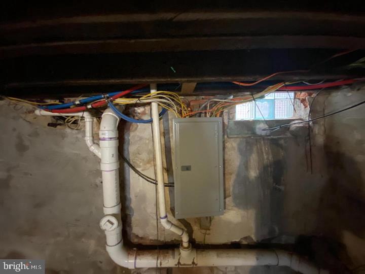 WEST PHILADELPHIA - Residential