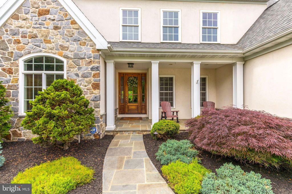 Photo of 311 Sarsen Drive, LITITZ, PA 17543 (MLS # PALA2070668)