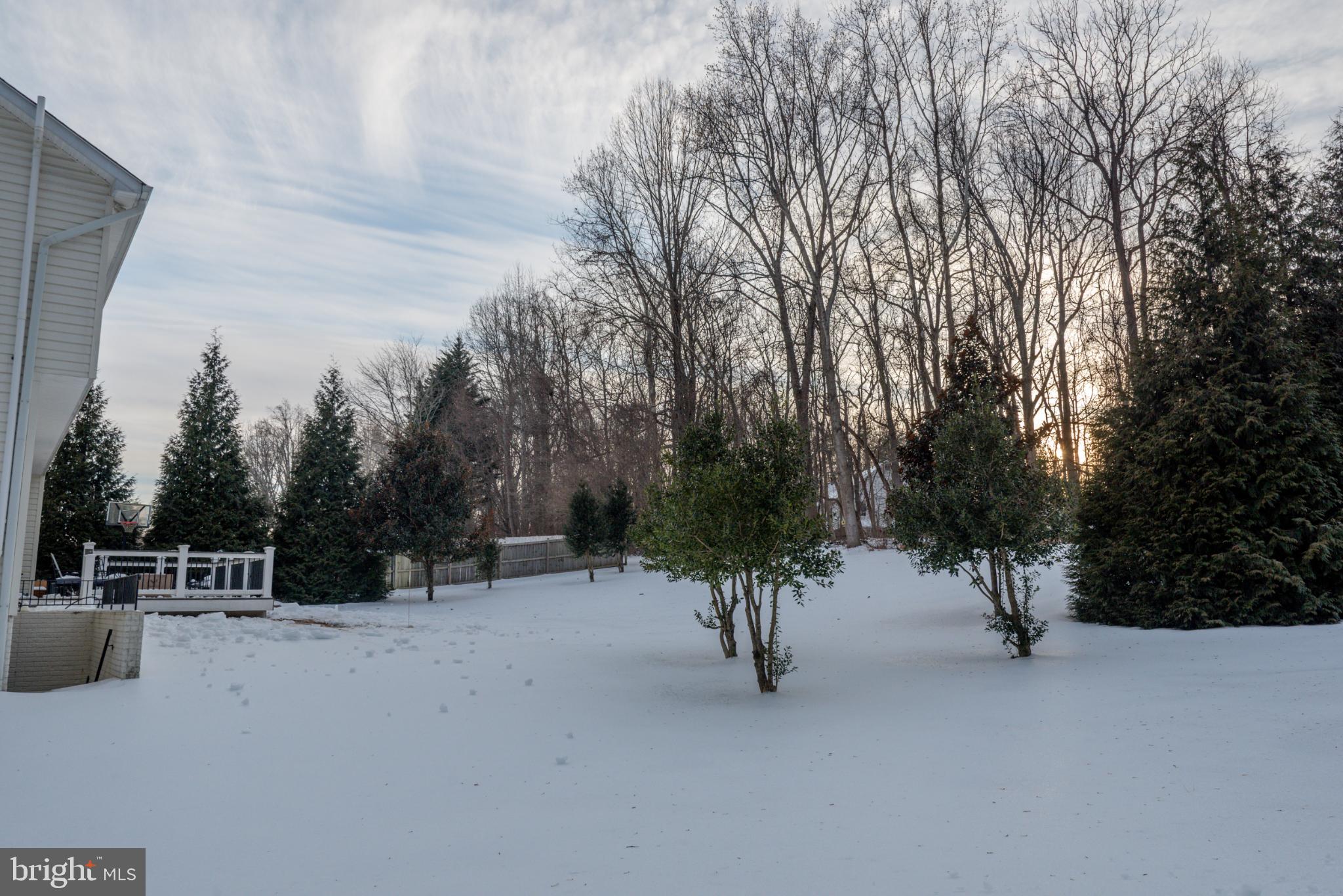 CROSS POINT - Residential