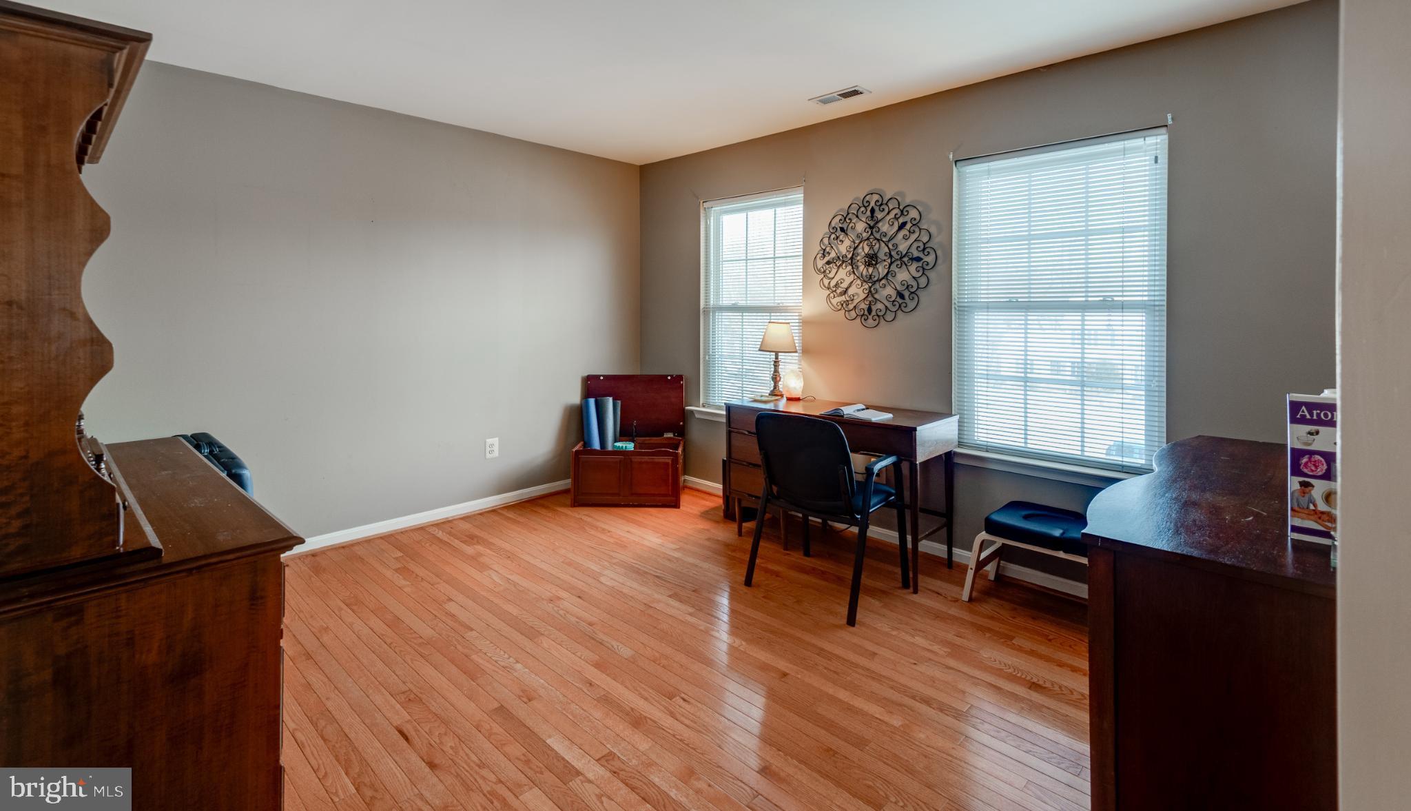 CROSS POINT - Residential