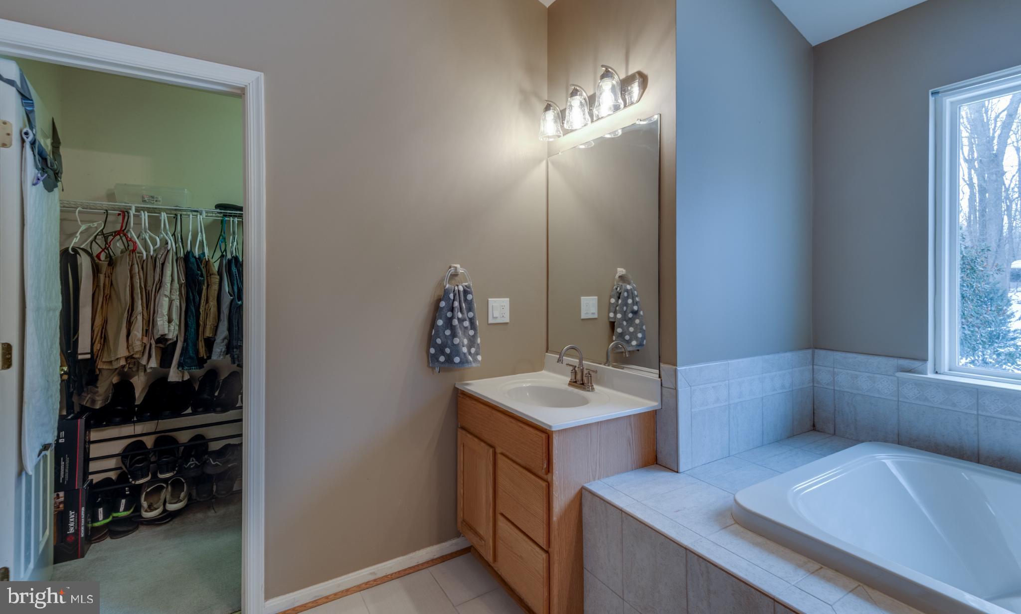 CROSS POINT - Residential