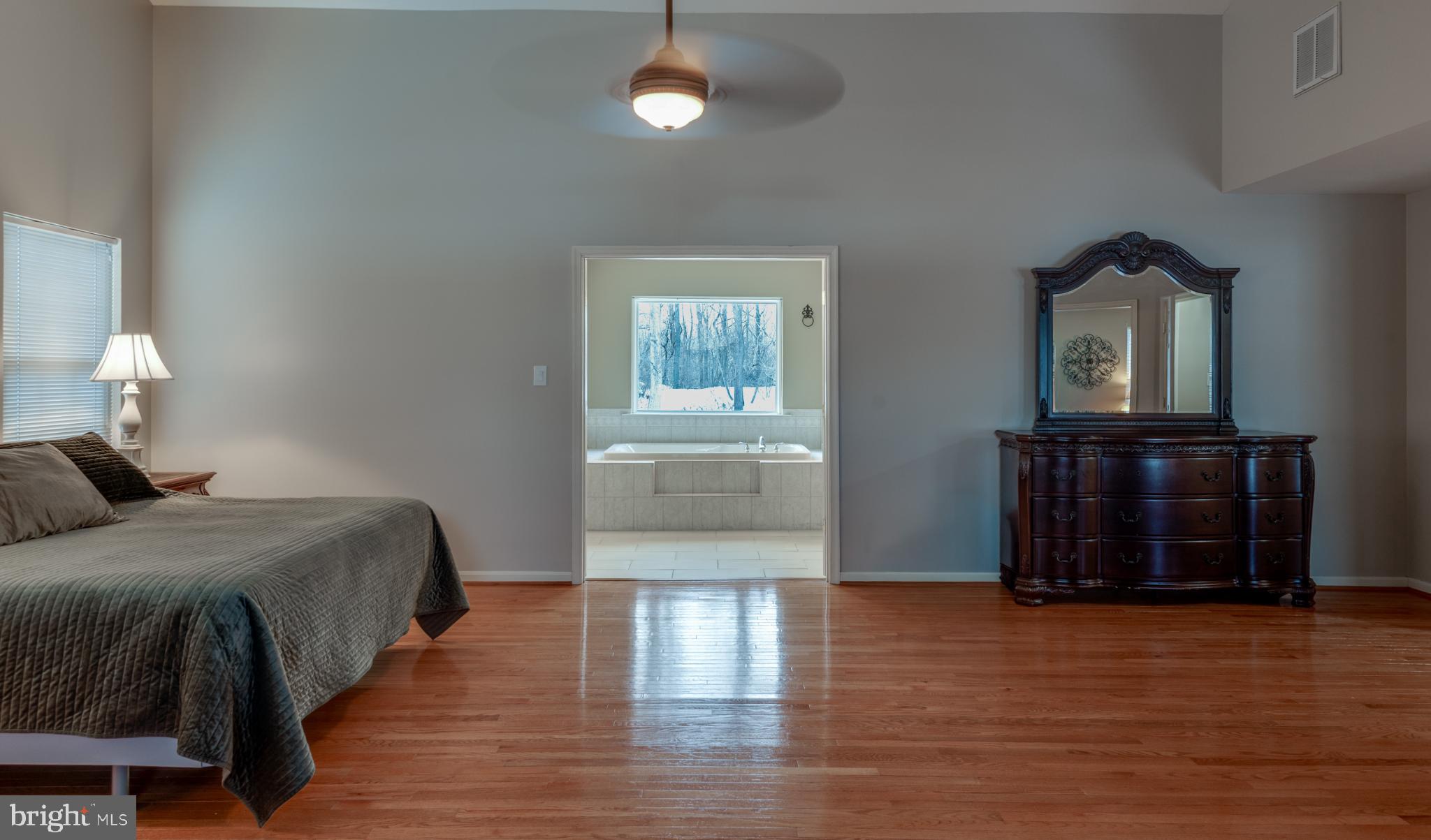 CROSS POINT - Residential