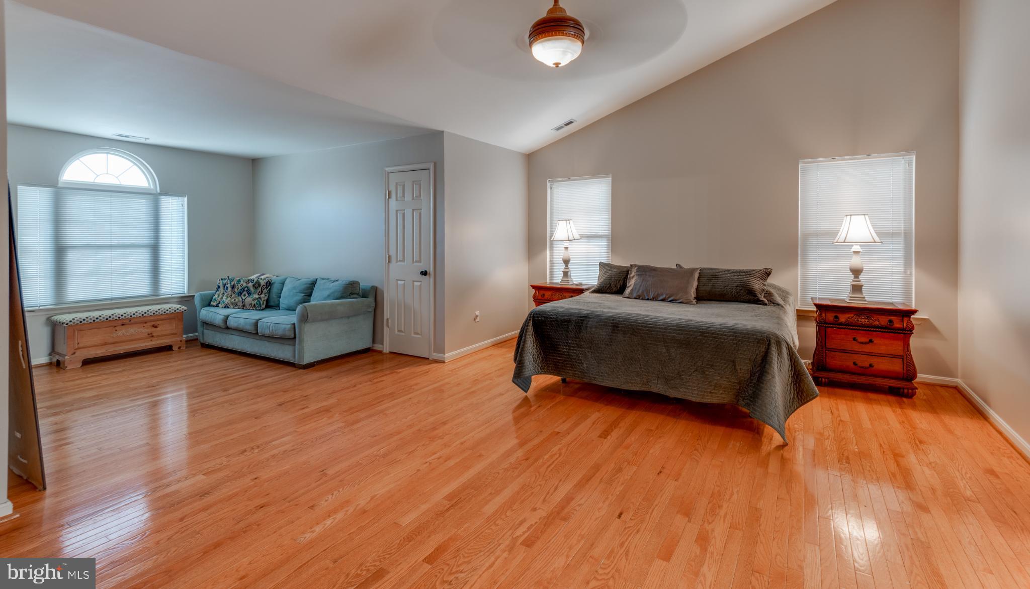 CROSS POINT - Residential