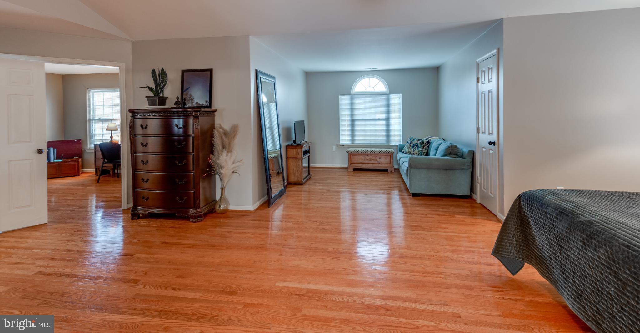 CROSS POINT - Residential