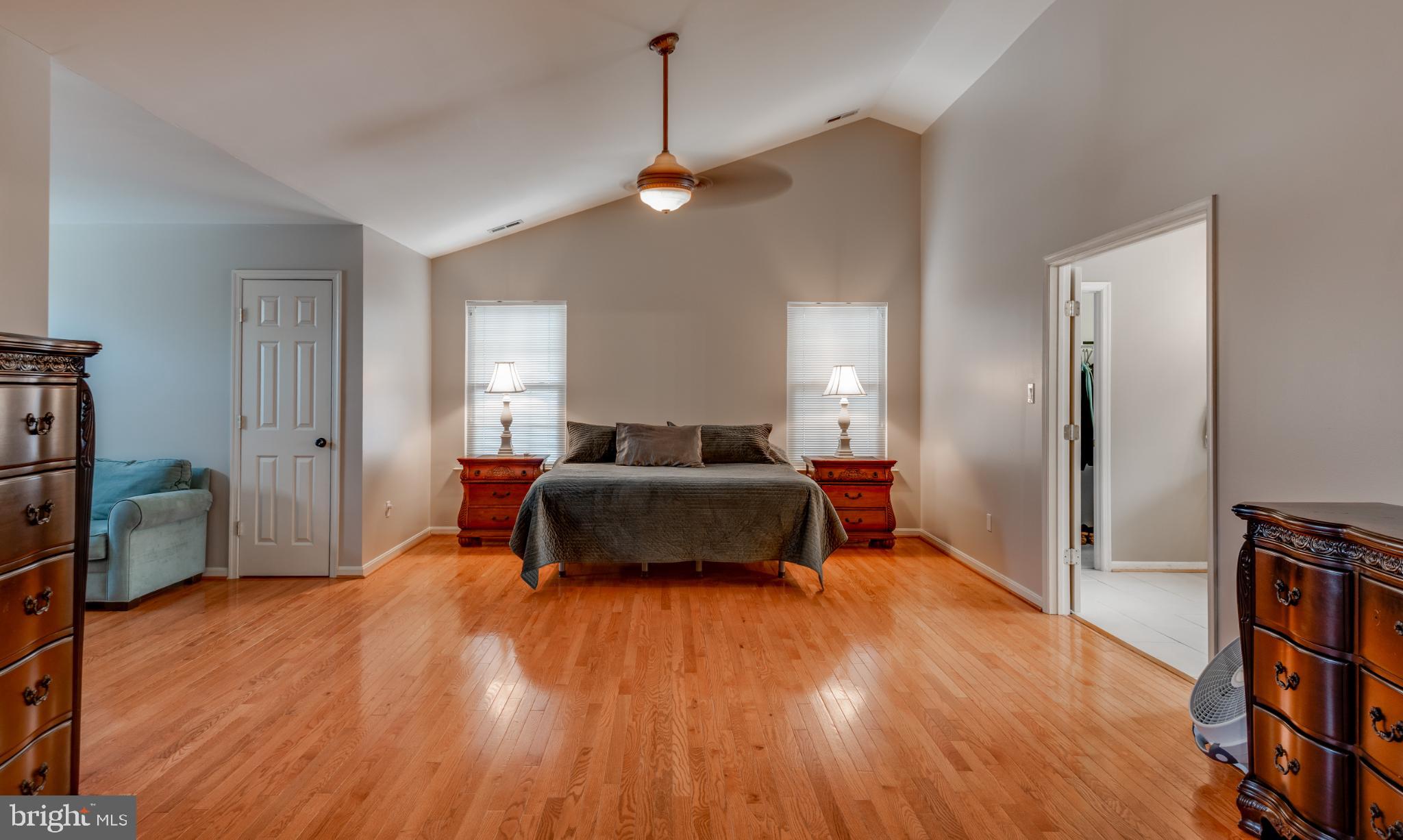 CROSS POINT - Residential