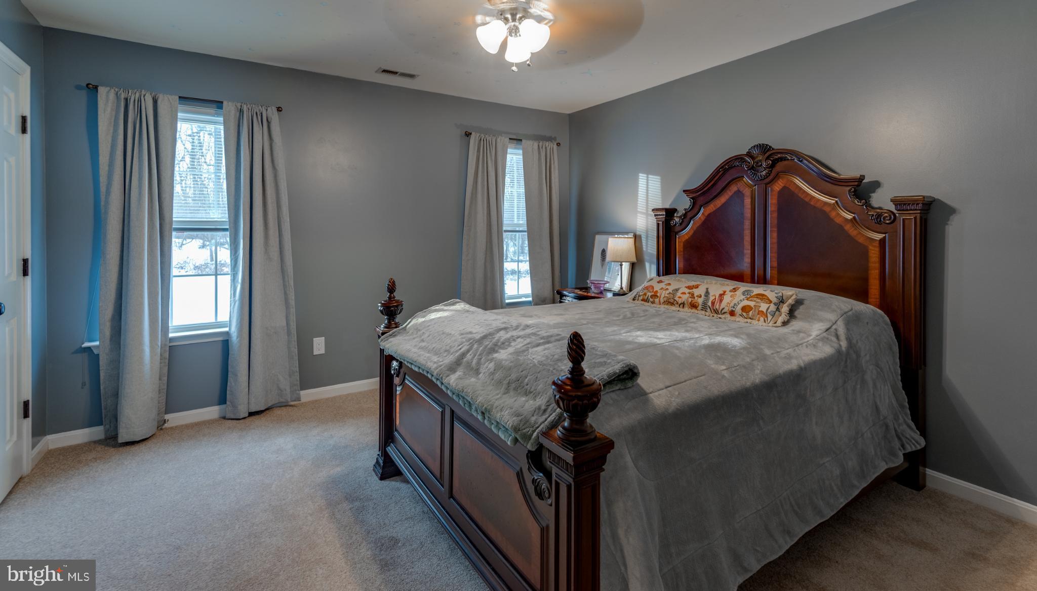 CROSS POINT - Residential