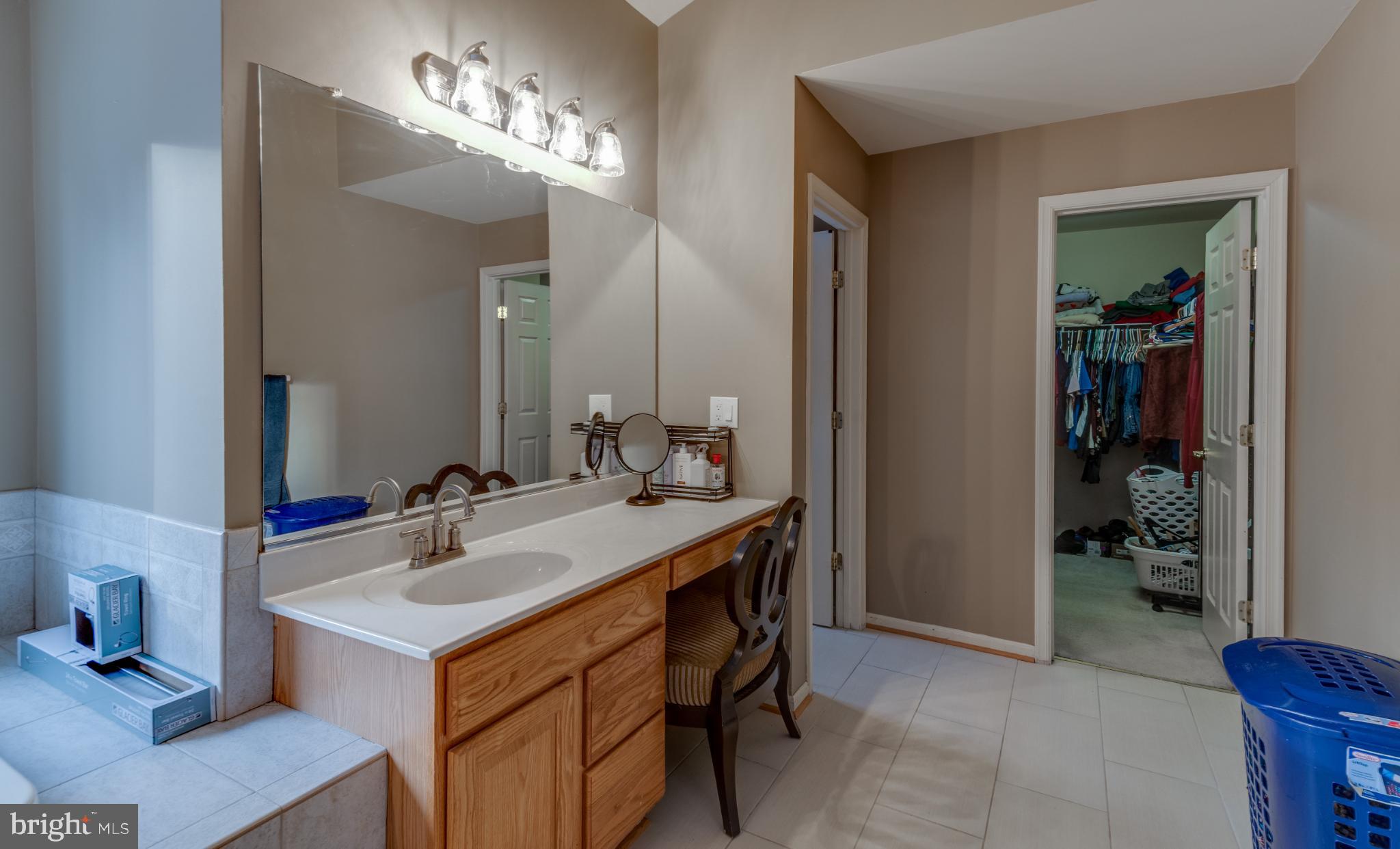 CROSS POINT - Residential