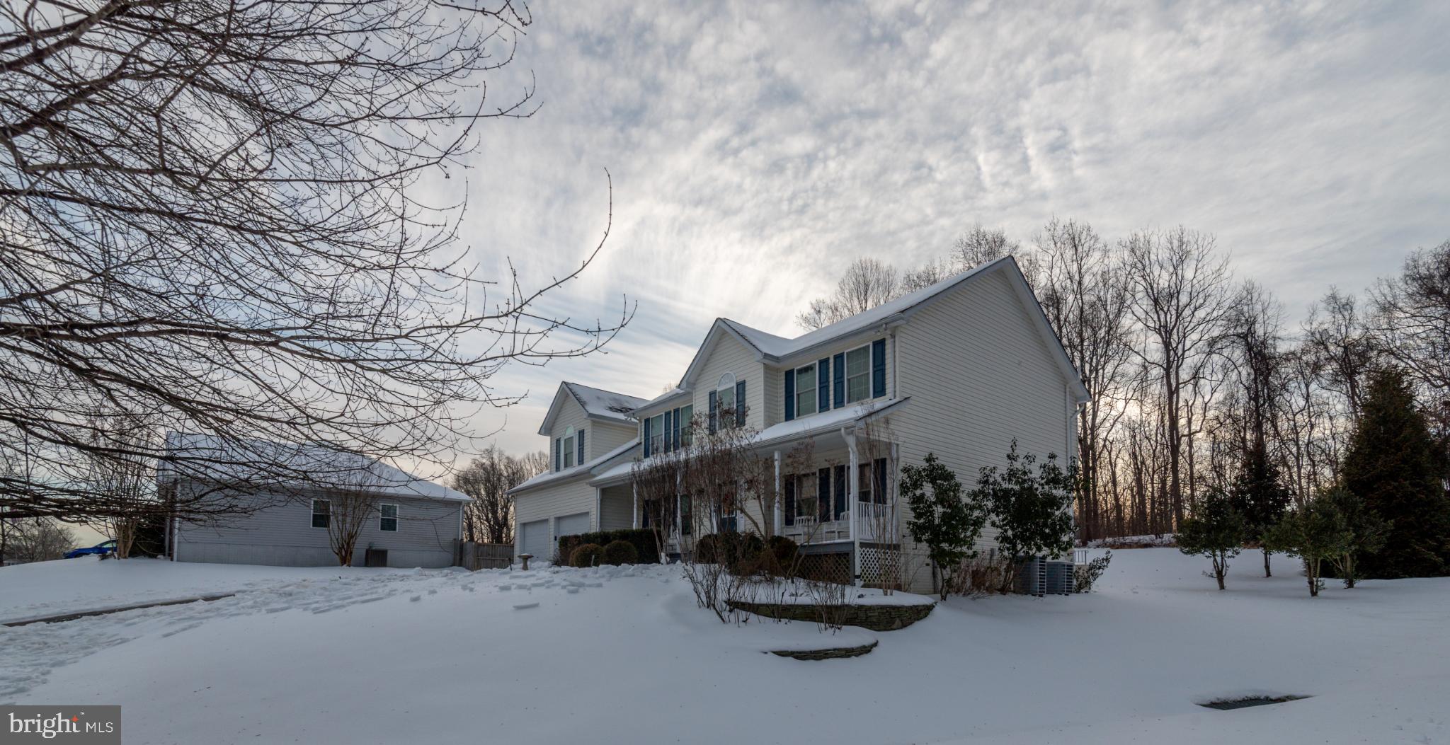 CROSS POINT - Residential