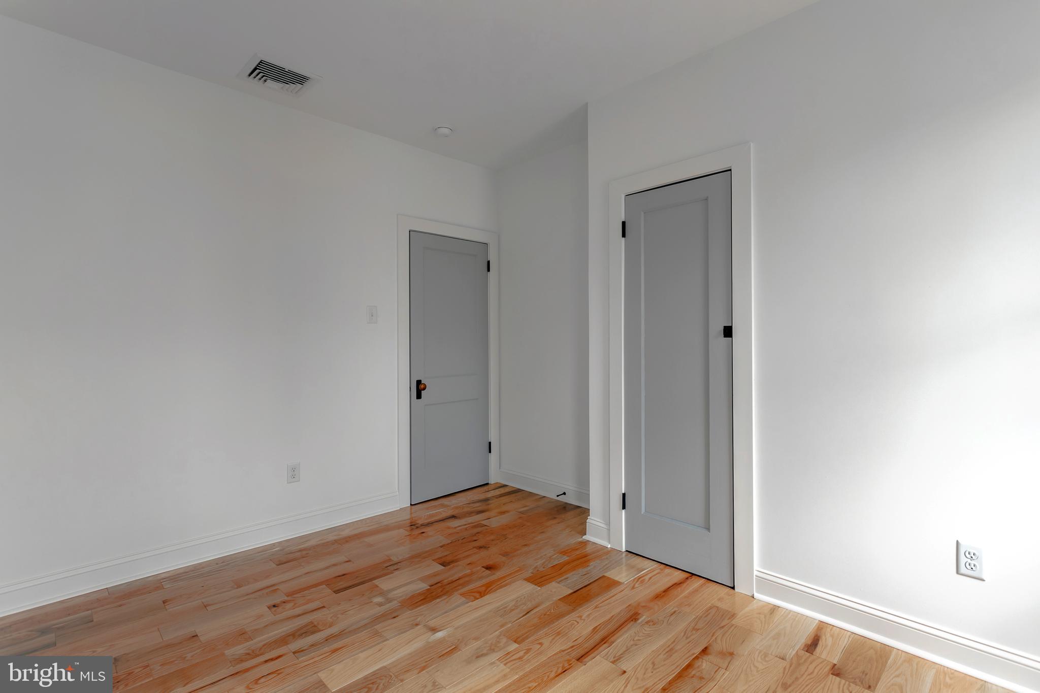 COBBS CREEK - Residential