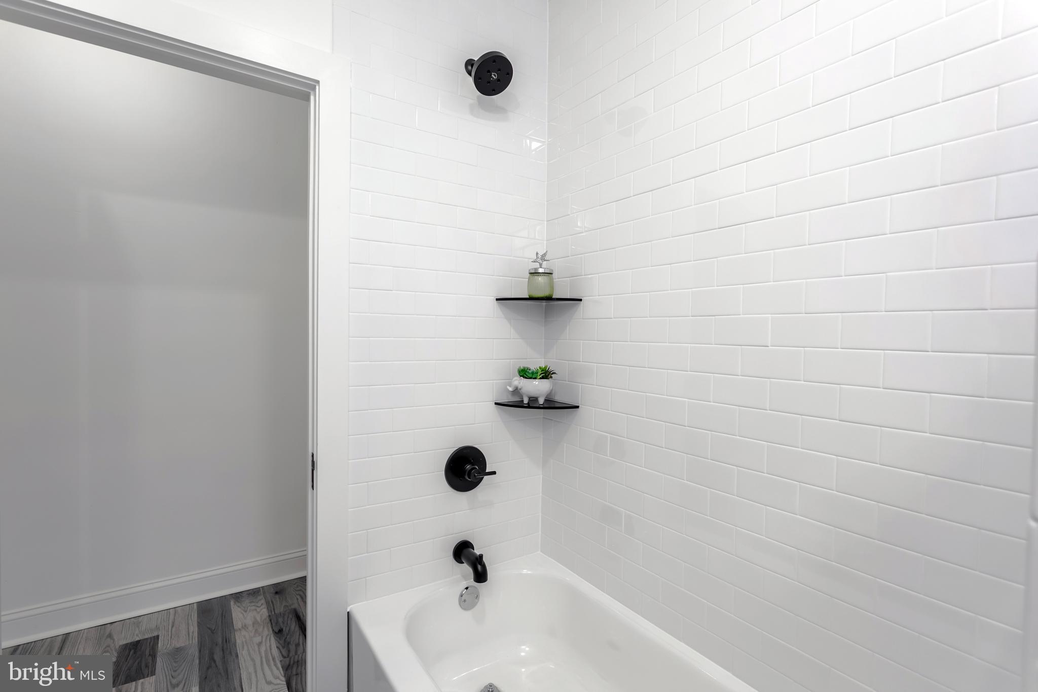 COBBS CREEK - Residential