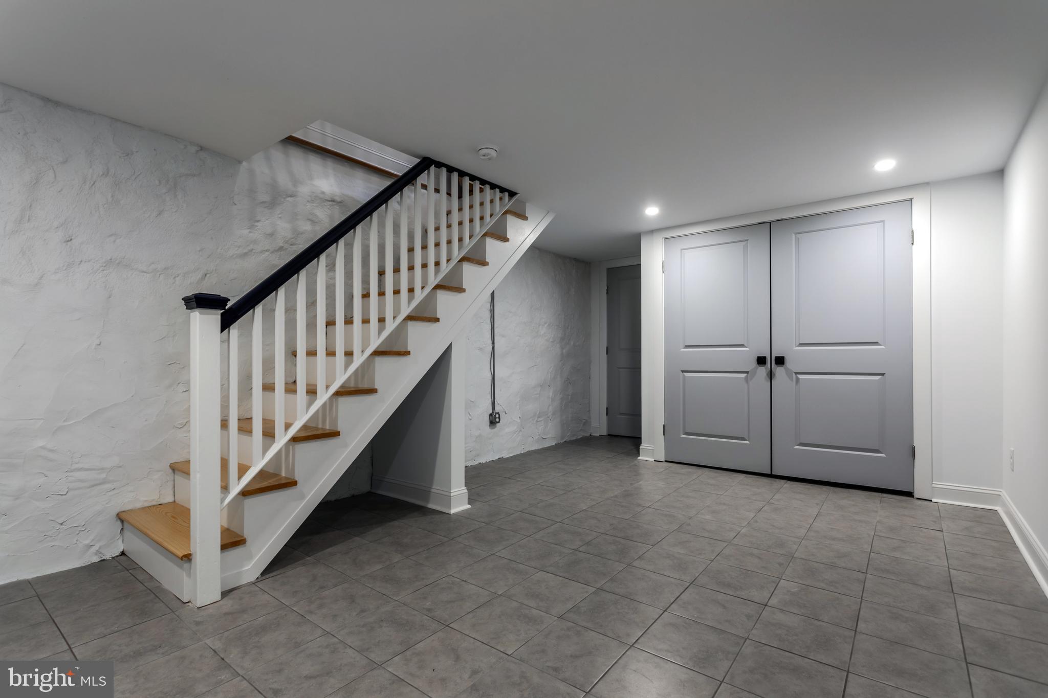 COBBS CREEK - Residential