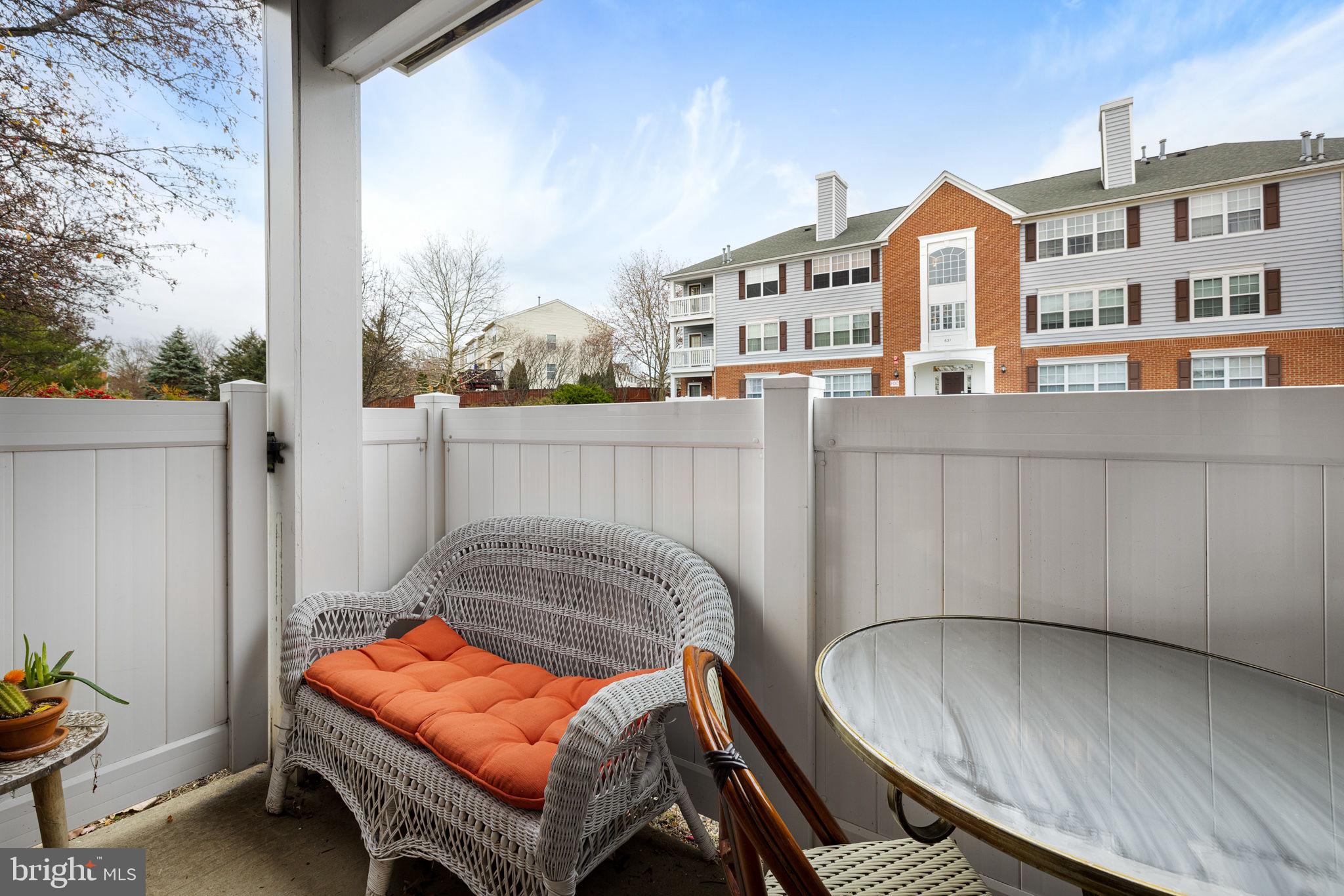 LEESBURG GATEWAY II - Residential Lease