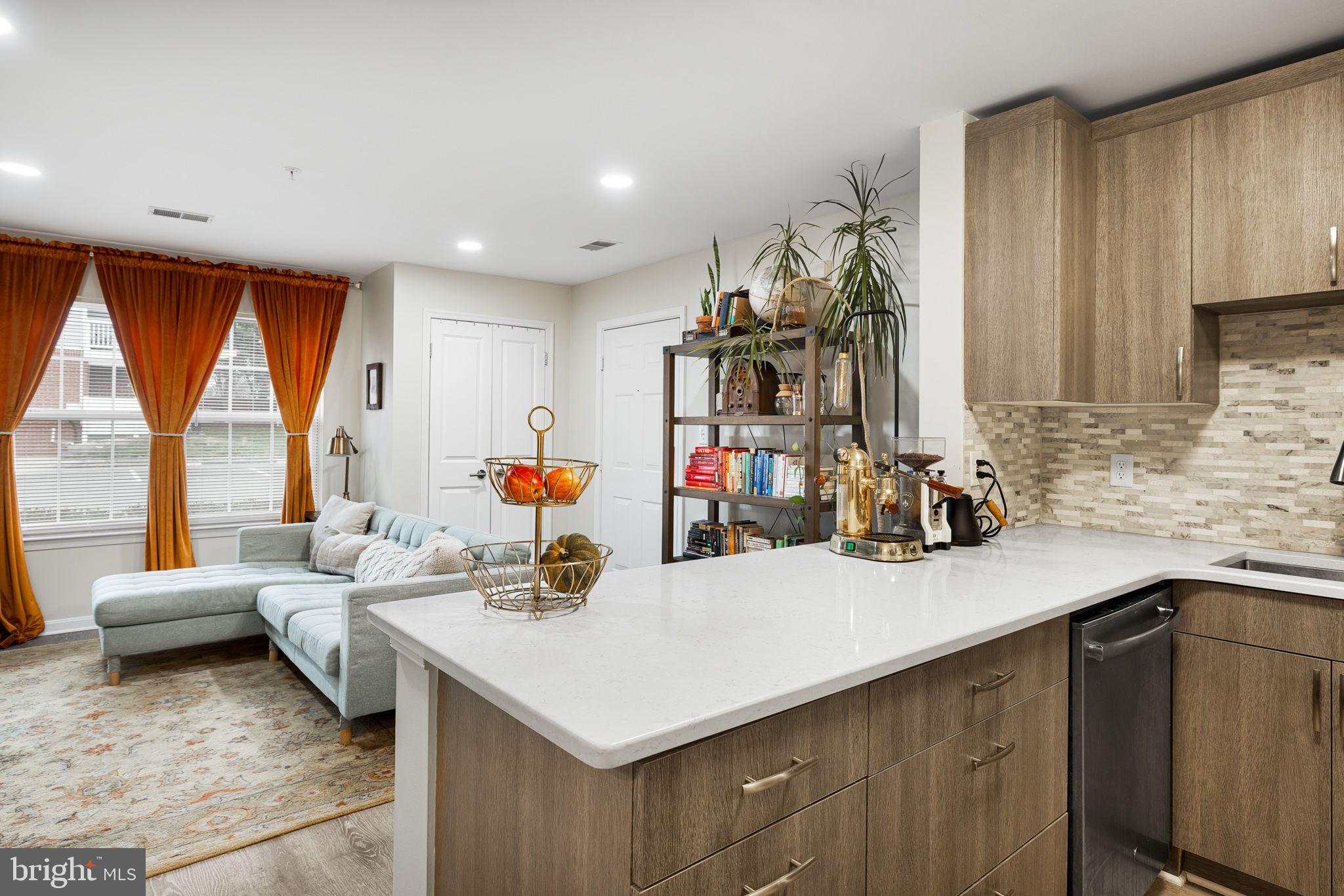 LEESBURG GATEWAY II - Residential Lease