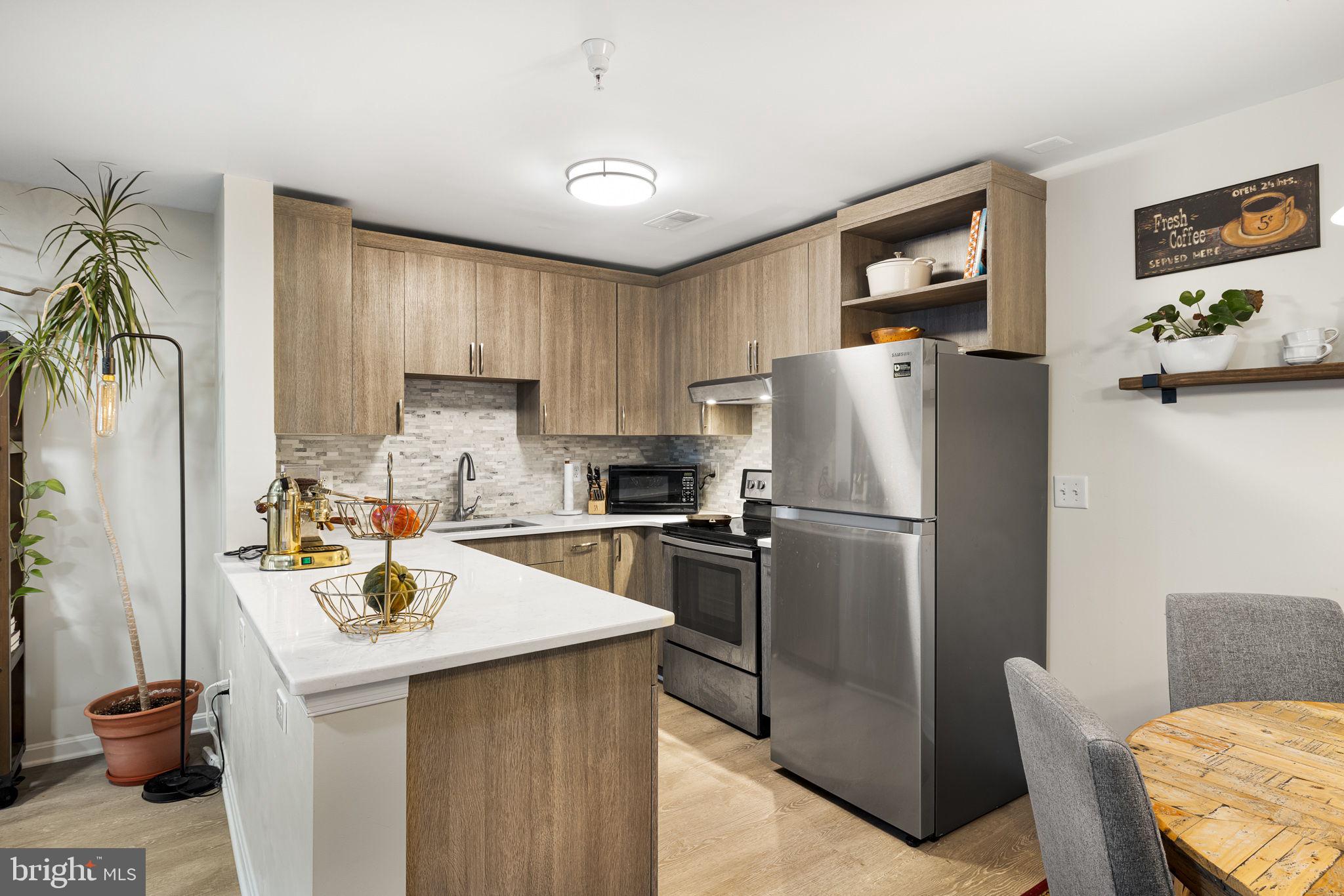 LEESBURG GATEWAY II - Residential Lease