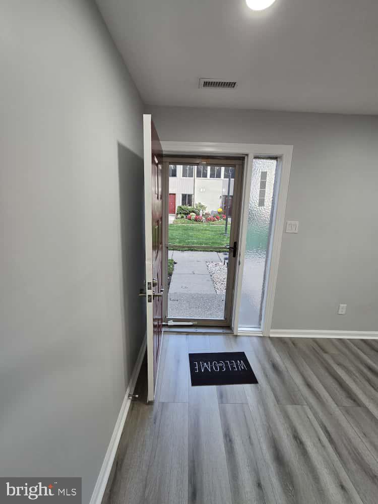 COVENTRY GREEN - Residential Lease