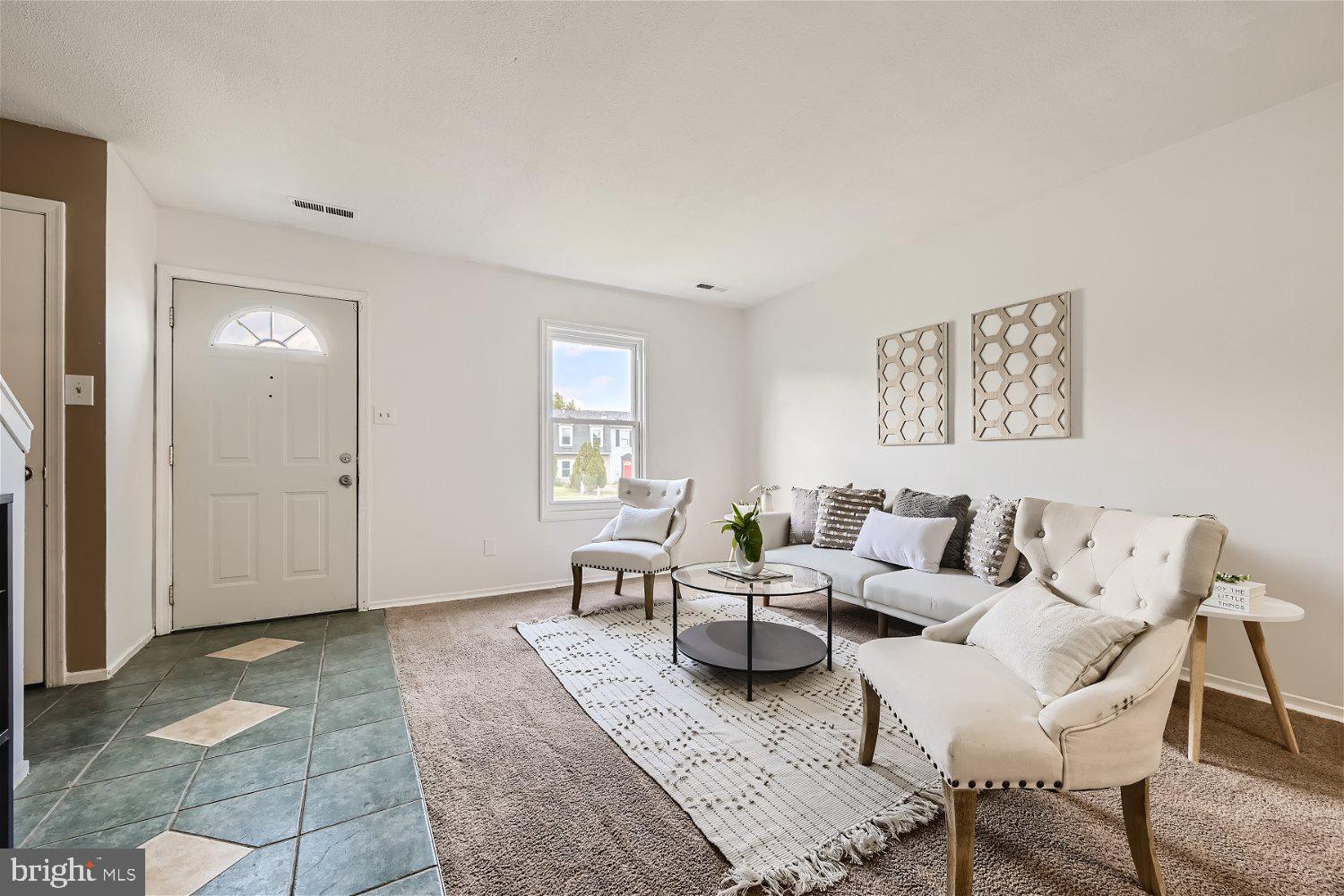 MIDDLE RIVER - Residential