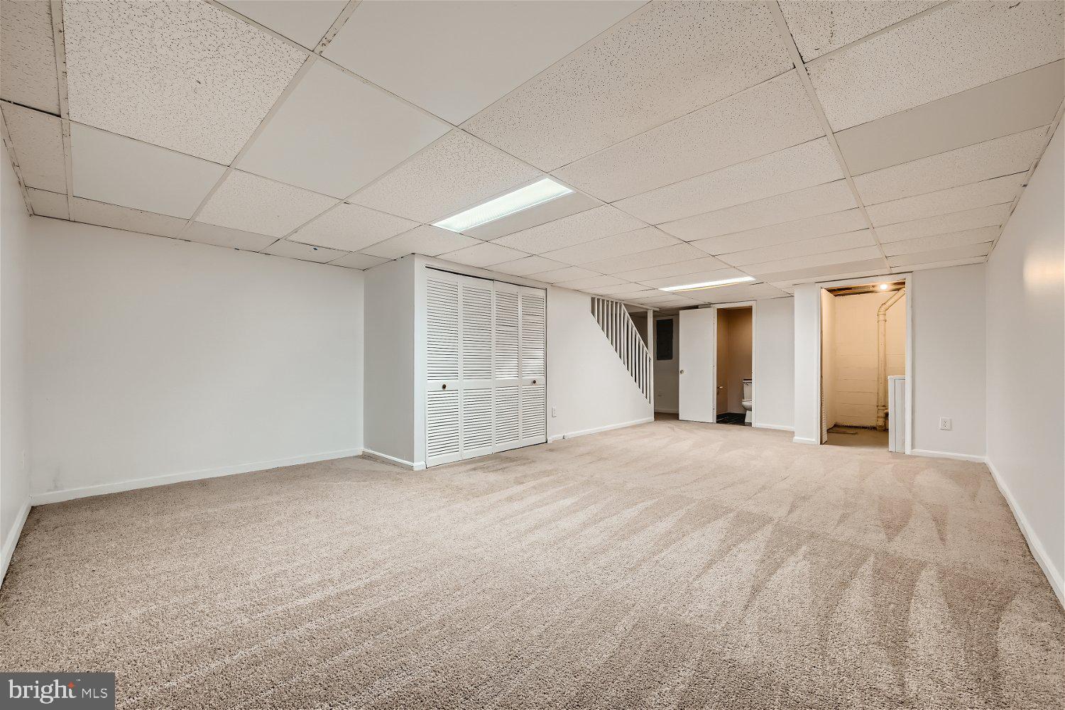 MIDDLE RIVER - Residential