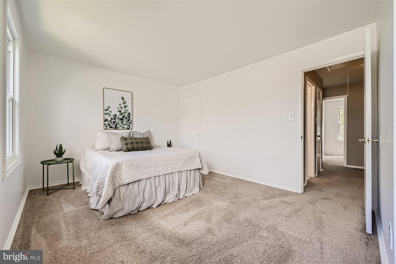 MIDDLE RIVER - Residential