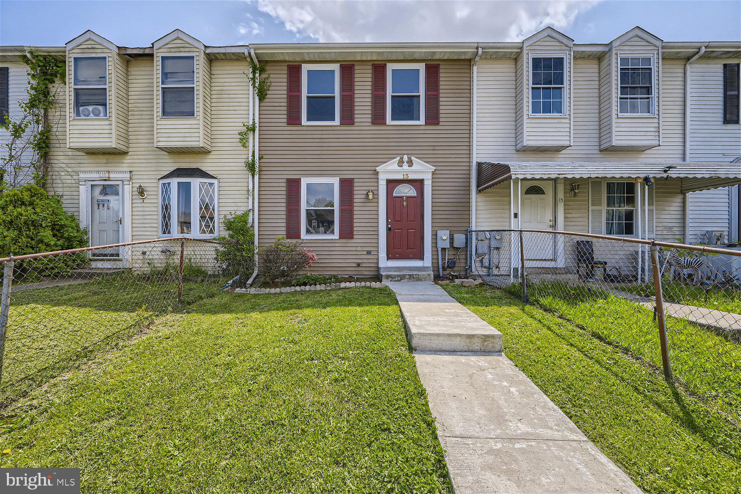 MIDDLE RIVER - Residential