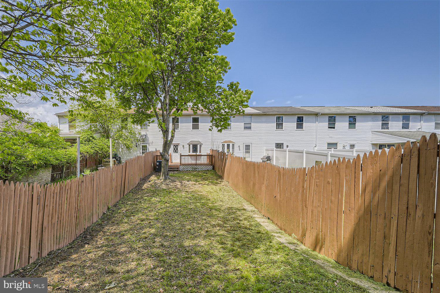 MIDDLE RIVER - Residential