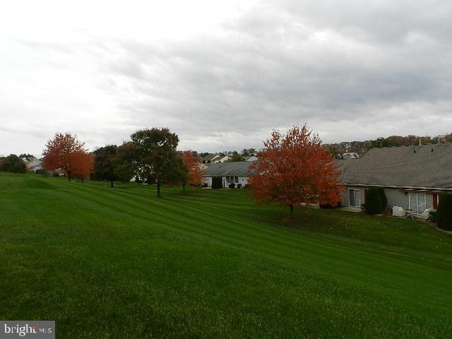 LONGSTOWN VILLAGE - Residential