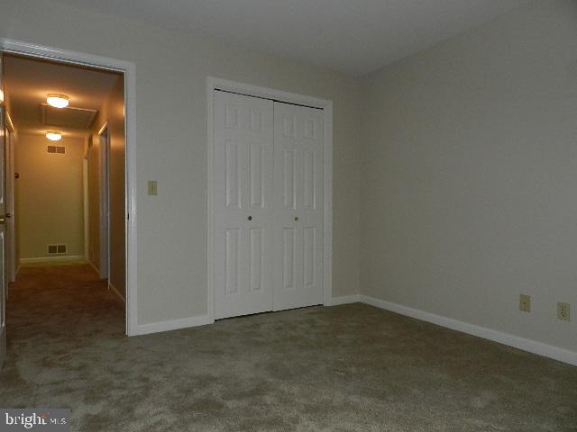 LONGSTOWN VILLAGE - Residential