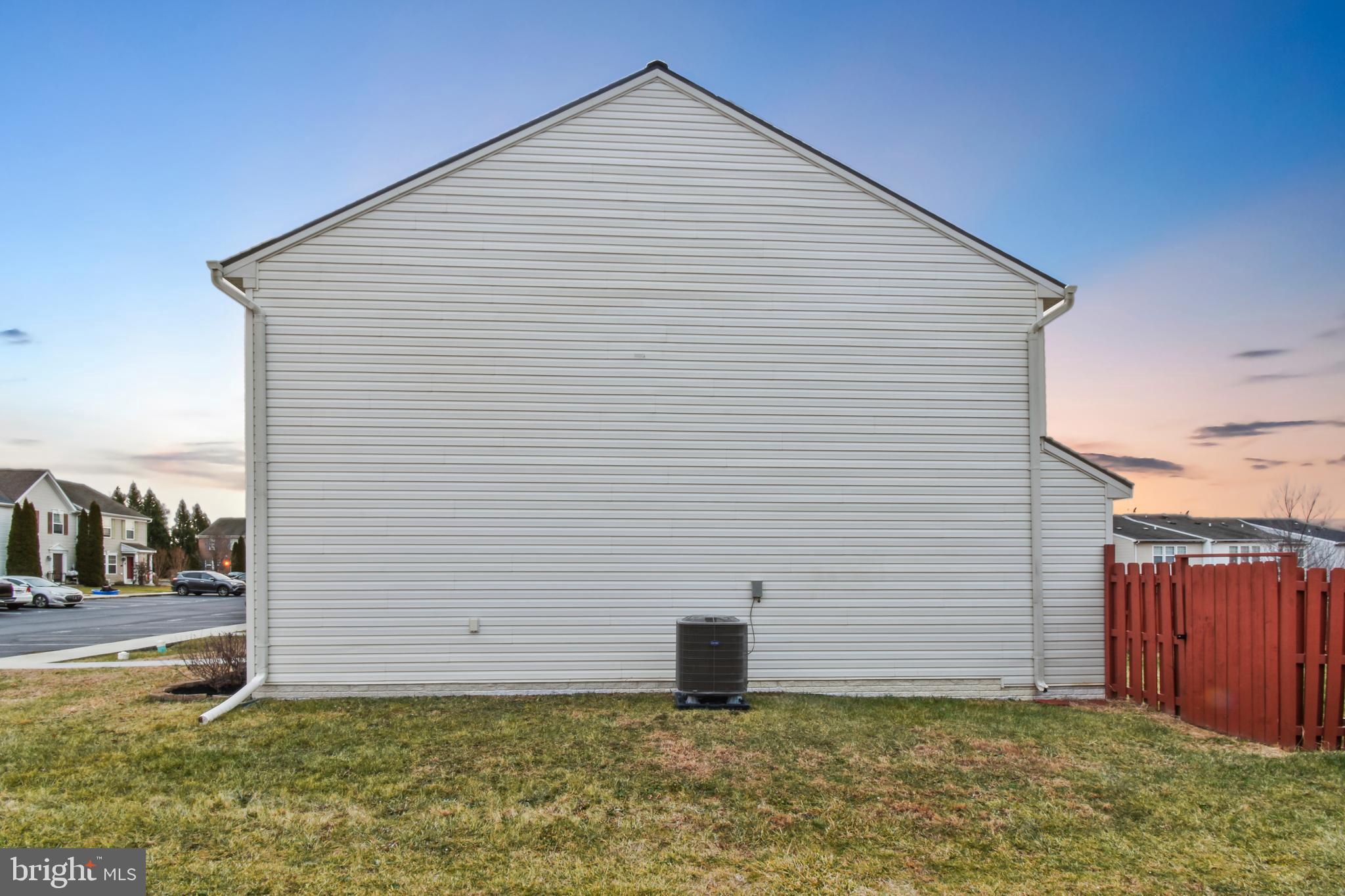 PRENTISS POINT - Residential