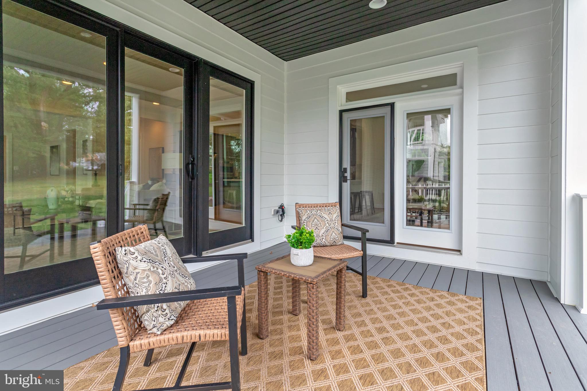 FALLS CHURCH PARK - Residential