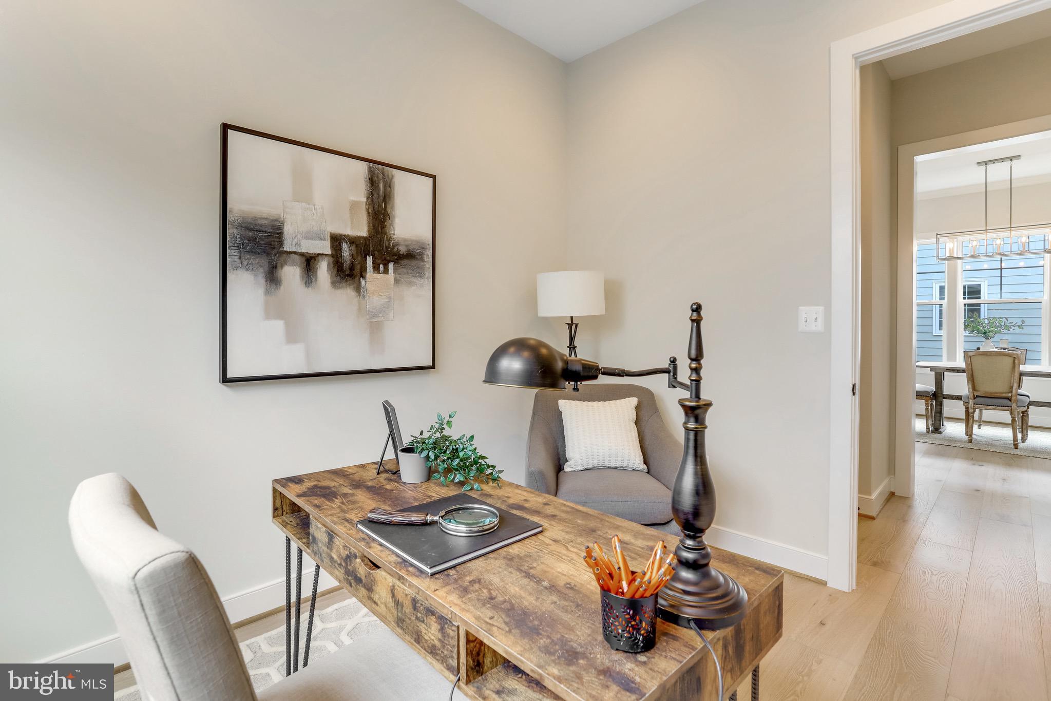 FALLS CHURCH PARK - Residential