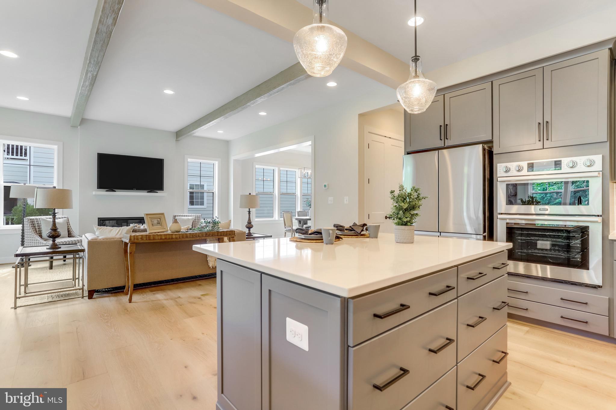 FALLS CHURCH PARK - Residential