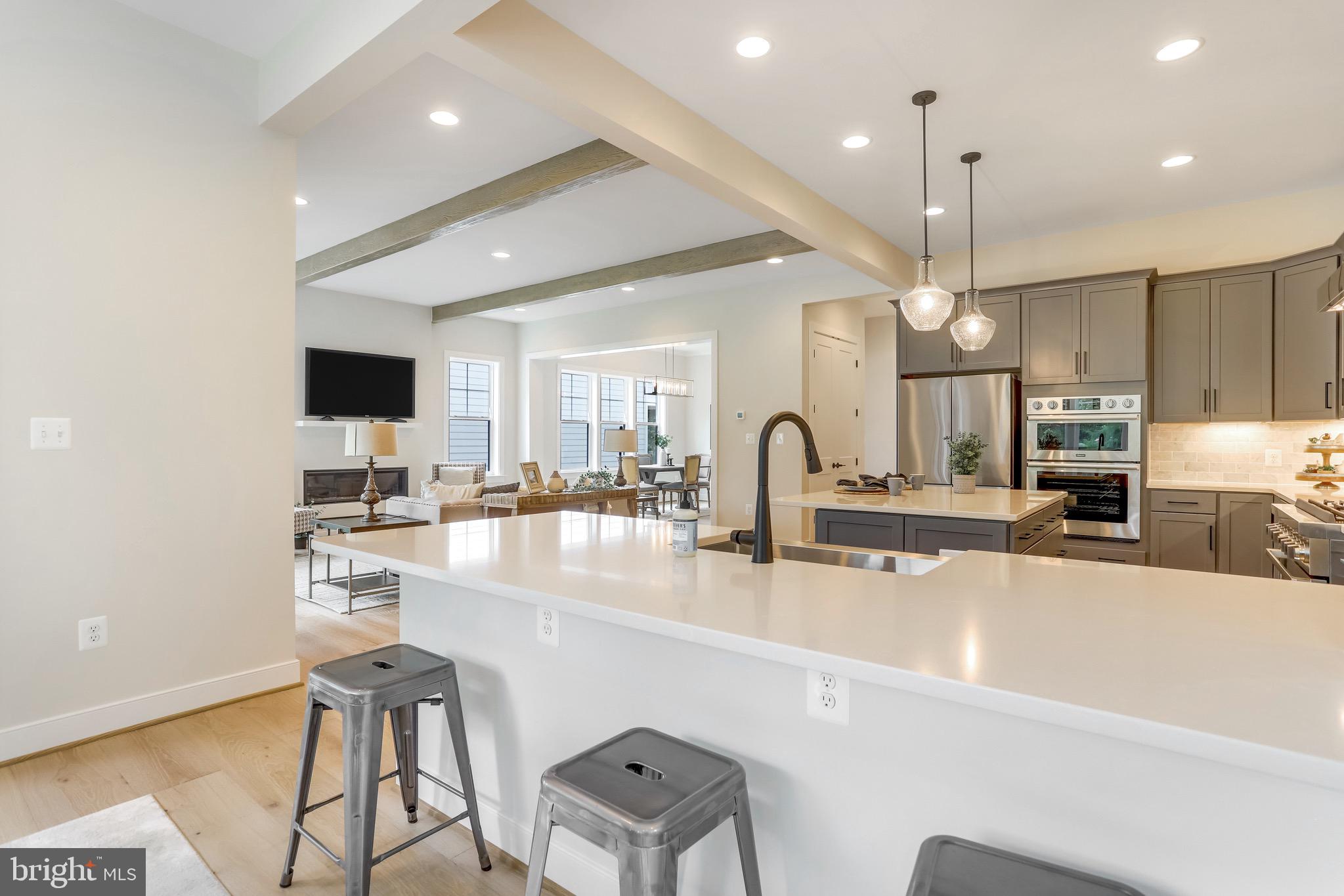 FALLS CHURCH PARK - Residential