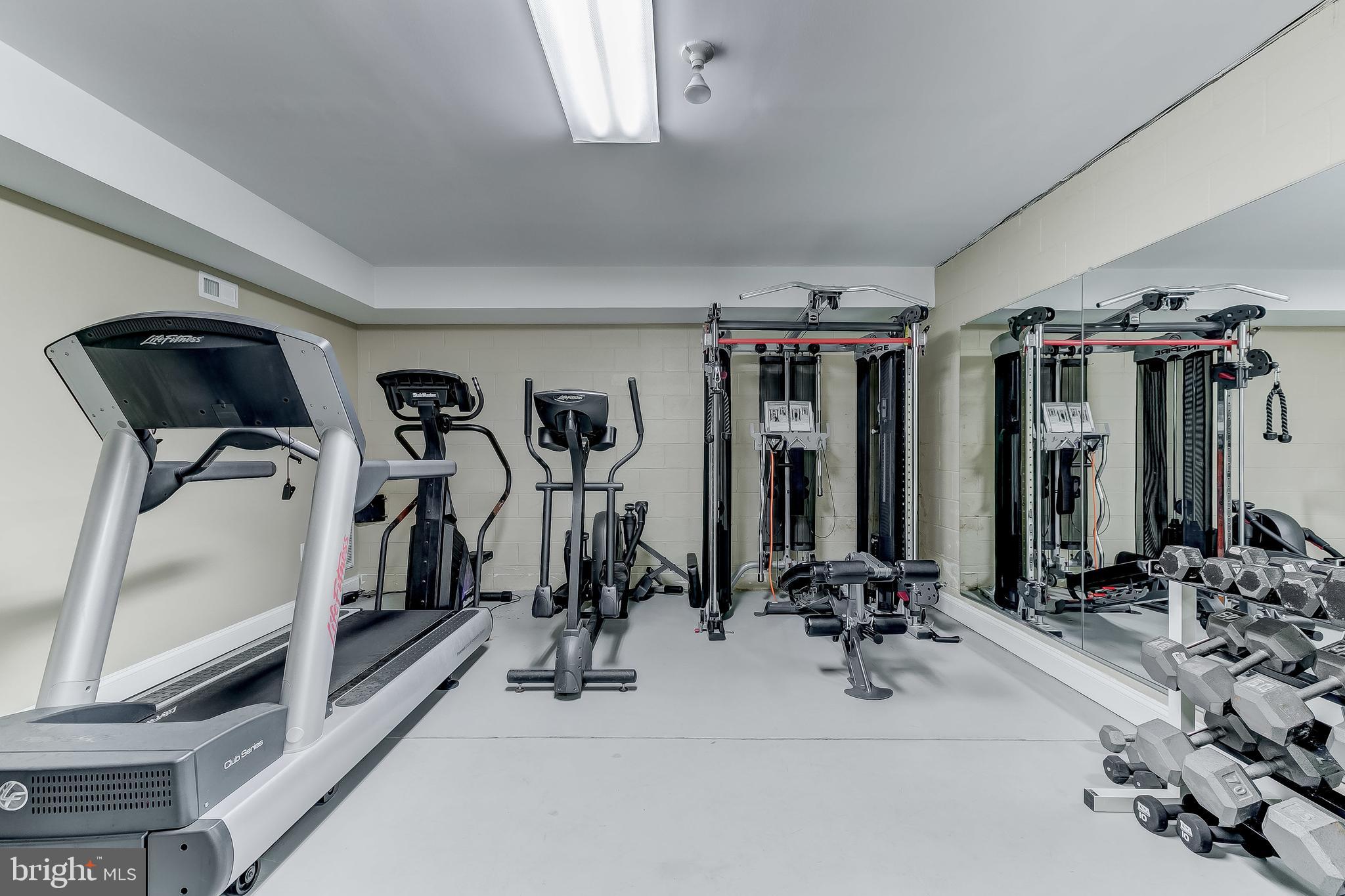 POPLAR POINT - Residential