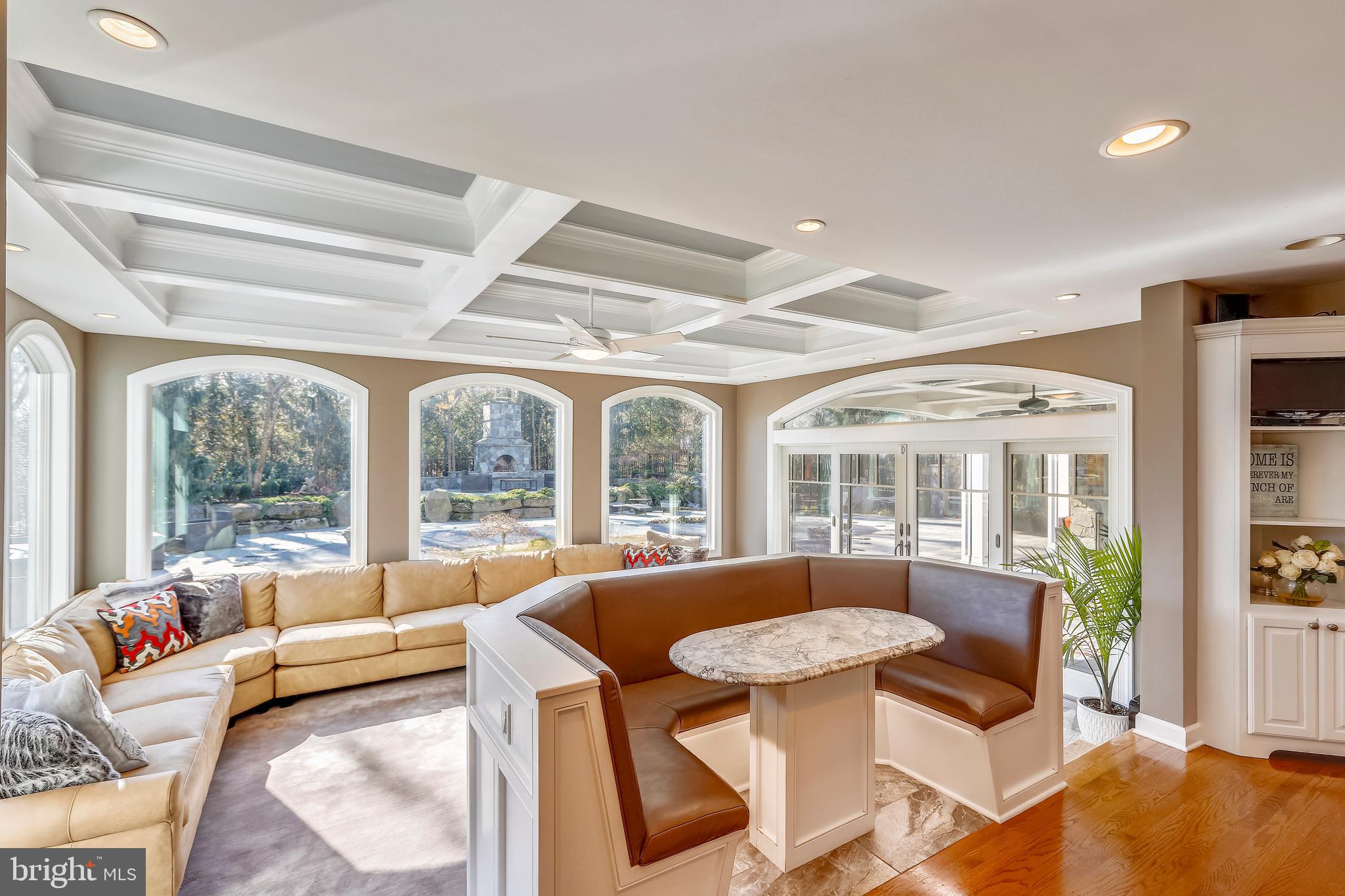 POPLAR POINT - Residential