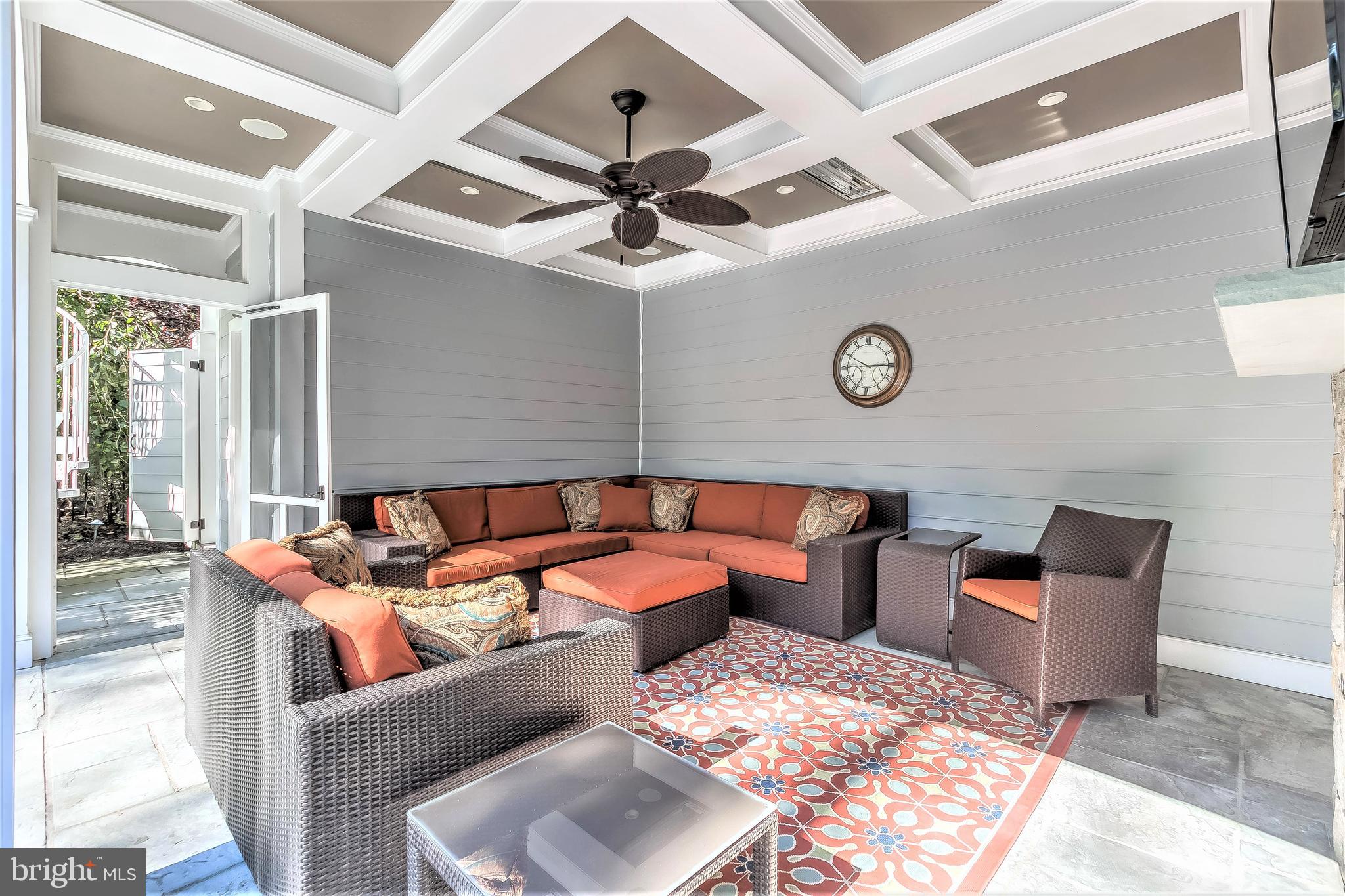 POPLAR POINT - Residential