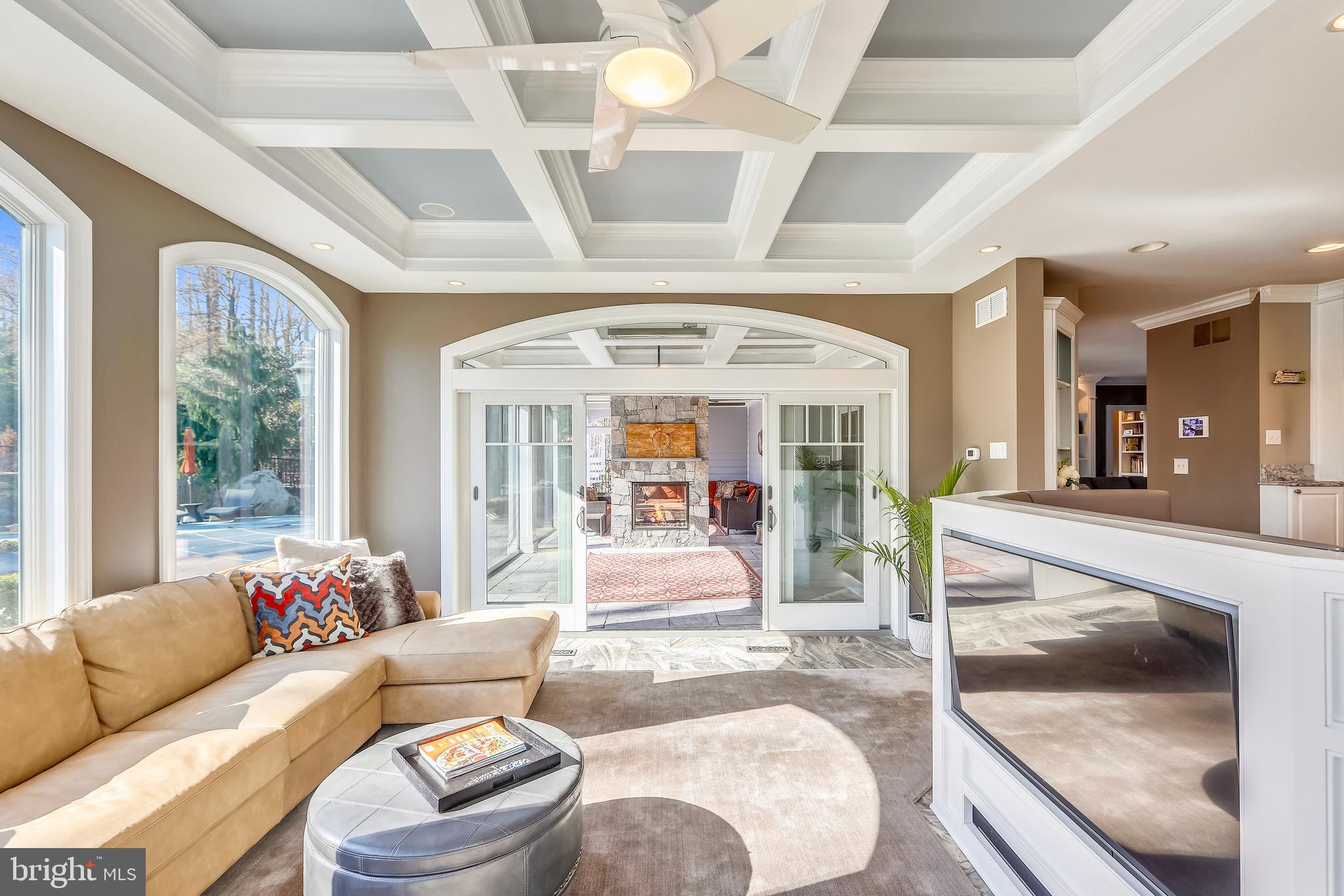 POPLAR POINT - Residential