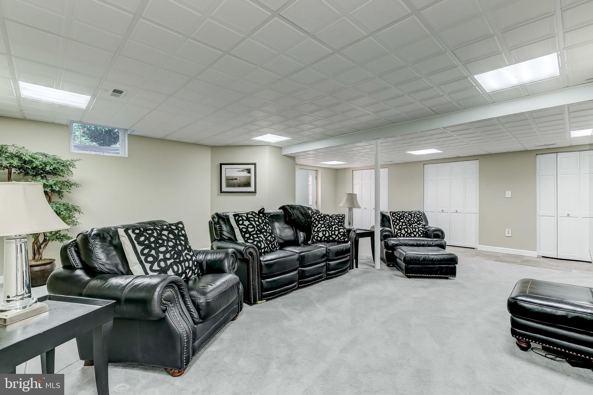 POPLAR POINT - Residential