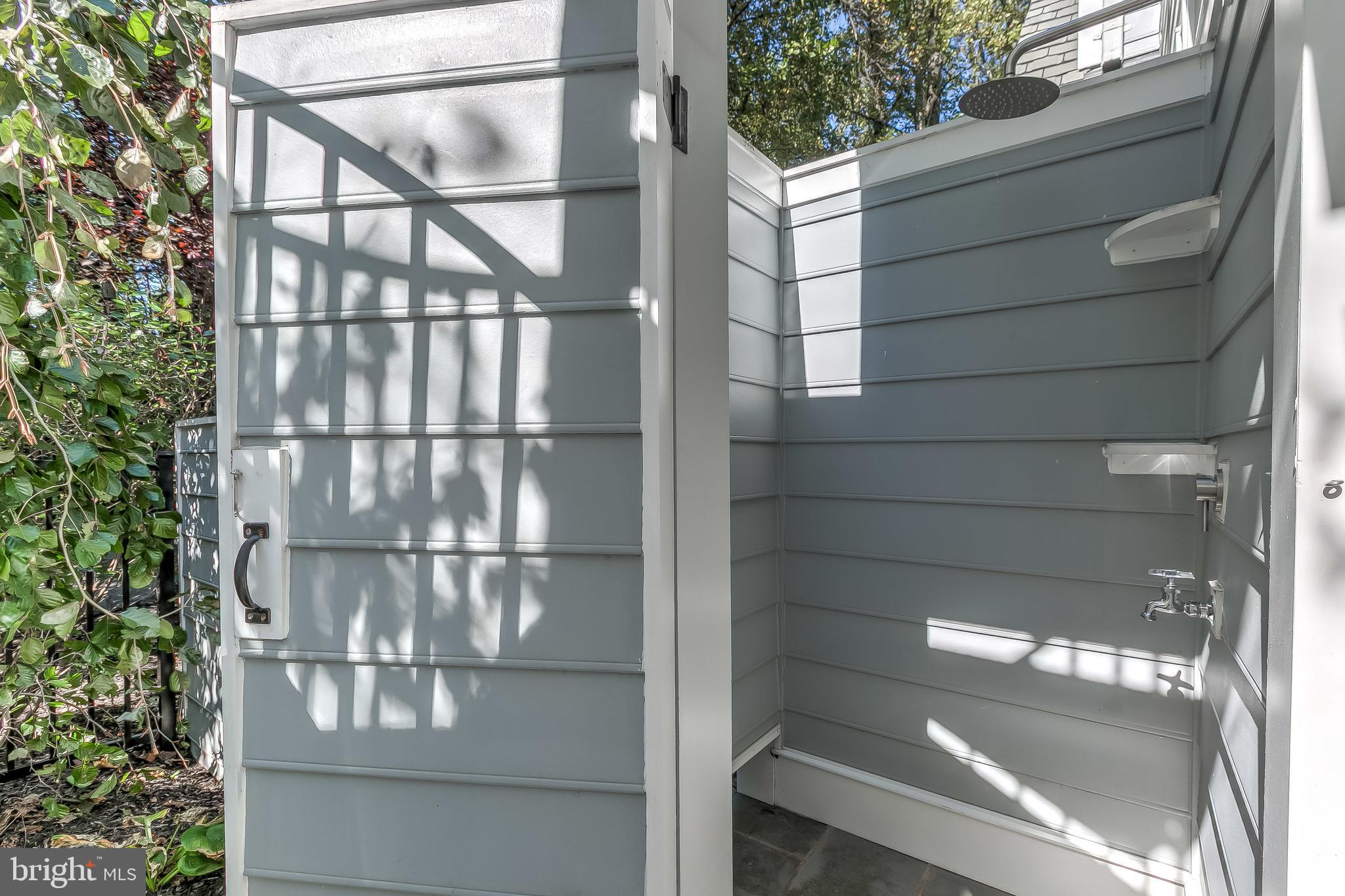 POPLAR POINT - Residential