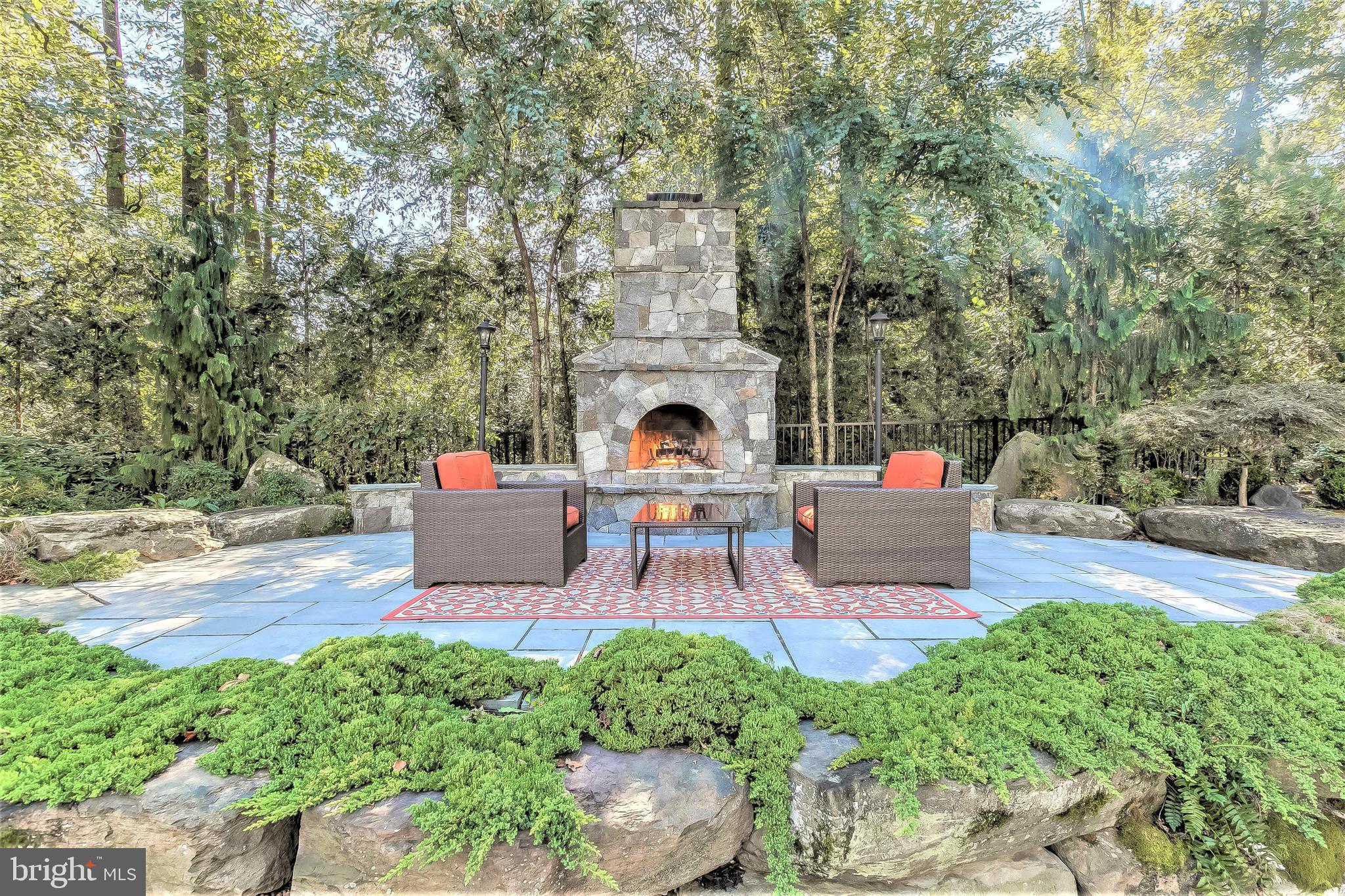 POPLAR POINT - Residential