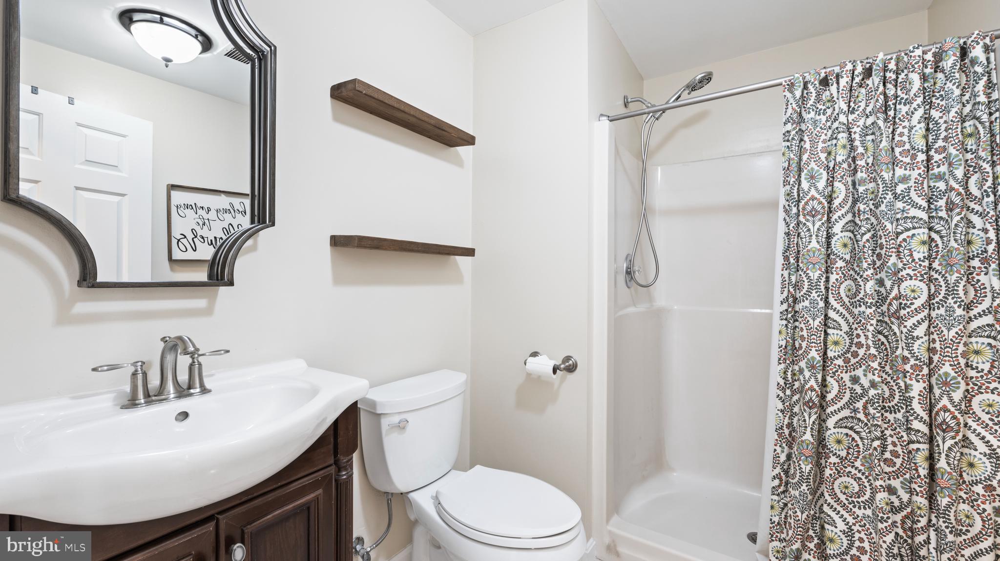 SEQUOIA LEA - Residential